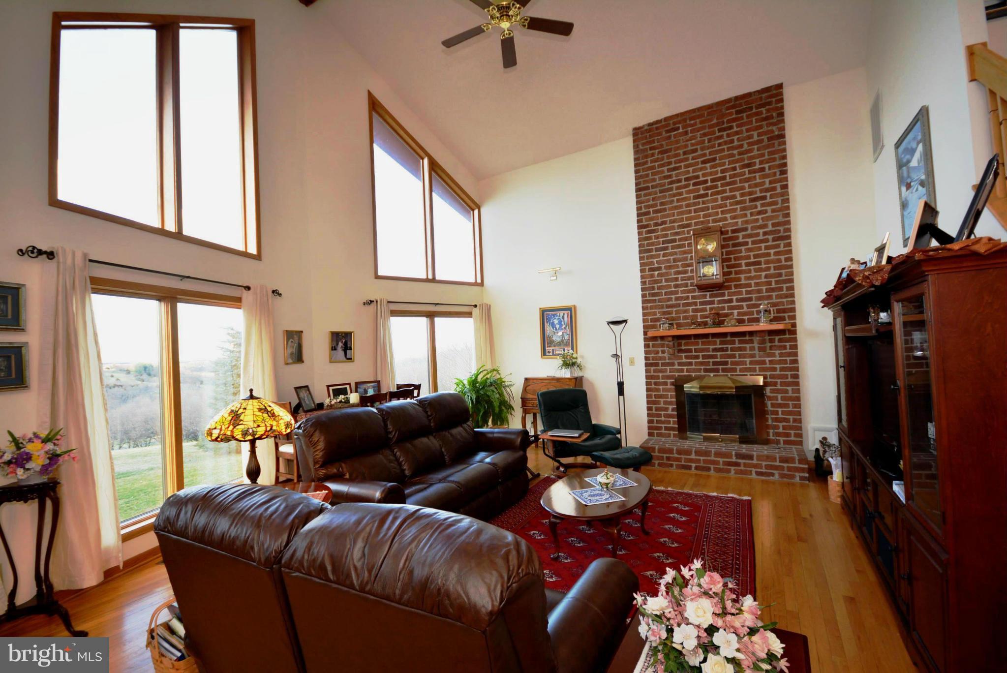 RIVER BEND FARM - Residential