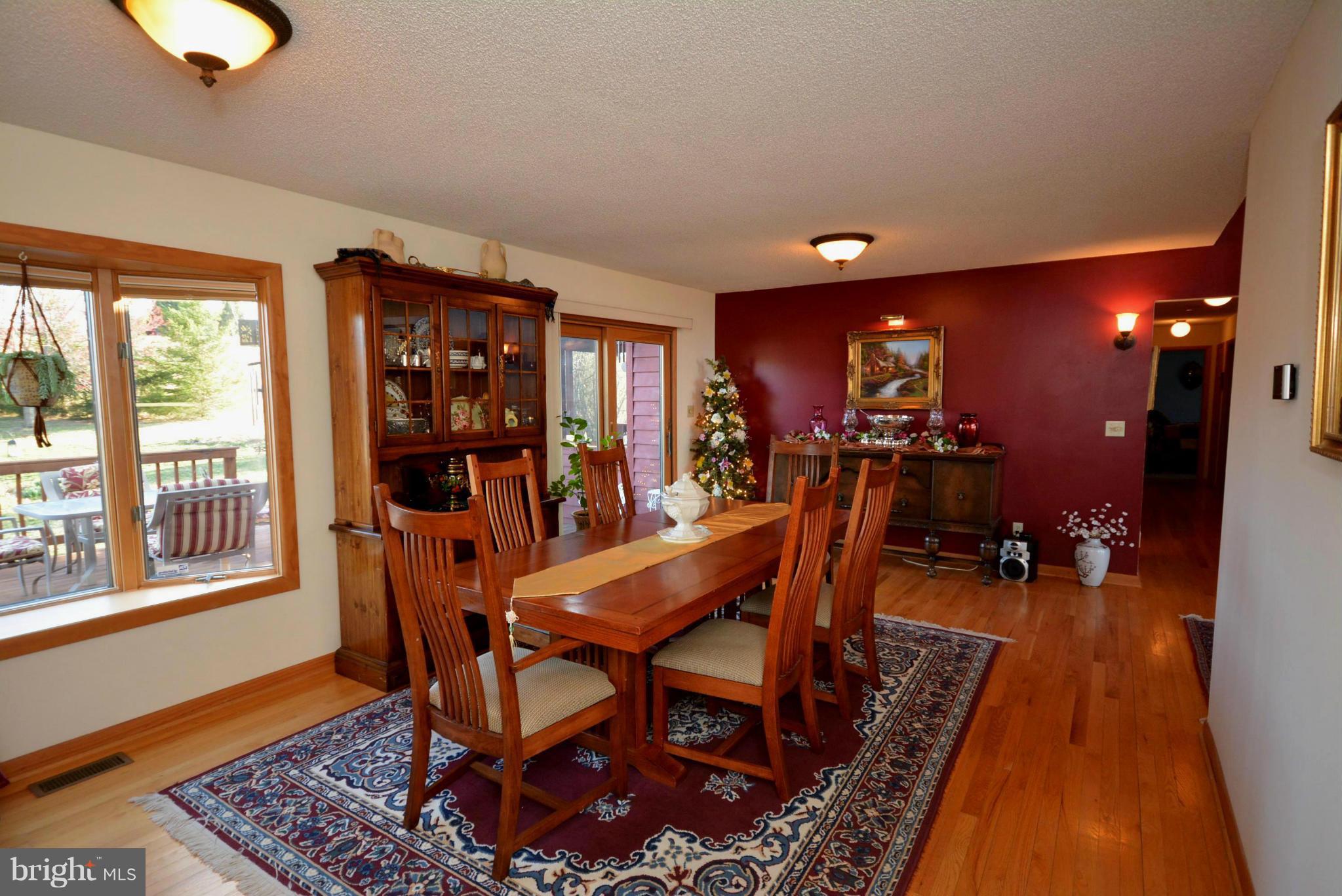 RIVER BEND FARM - Residential