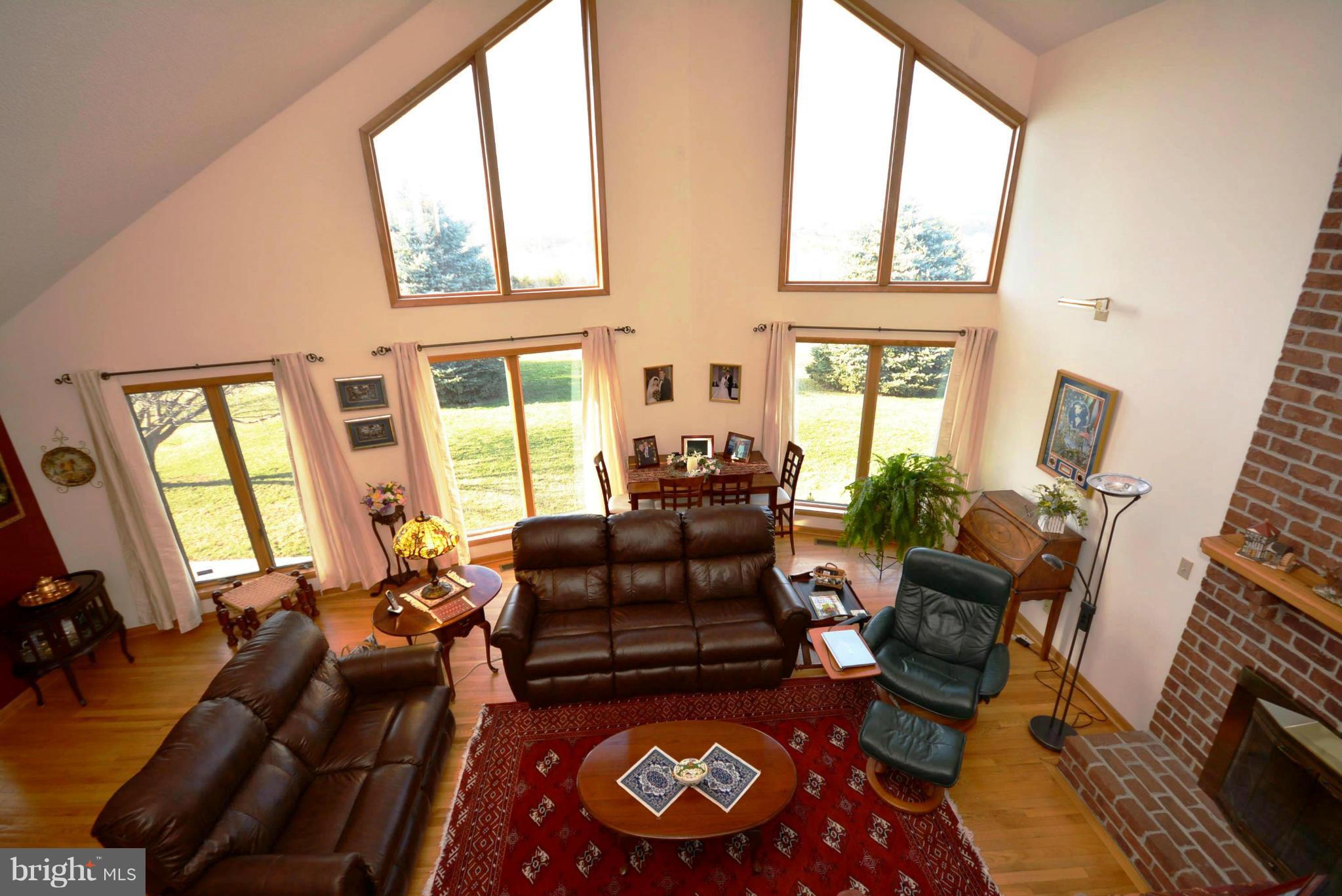 RIVER BEND FARM - Residential