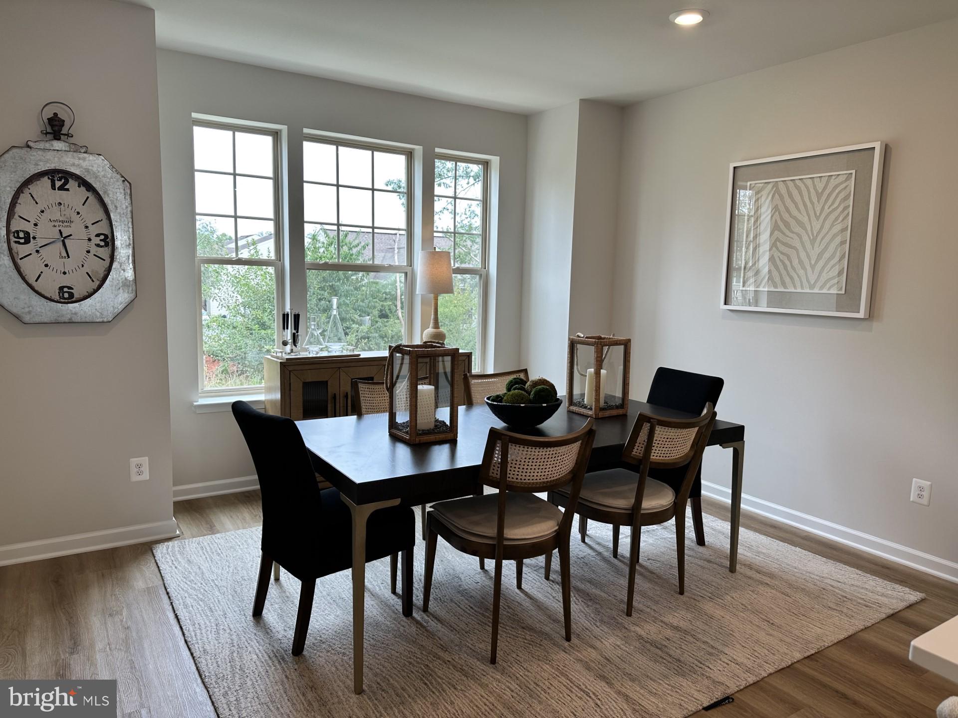 JEFFERSON SQUARE - Residential