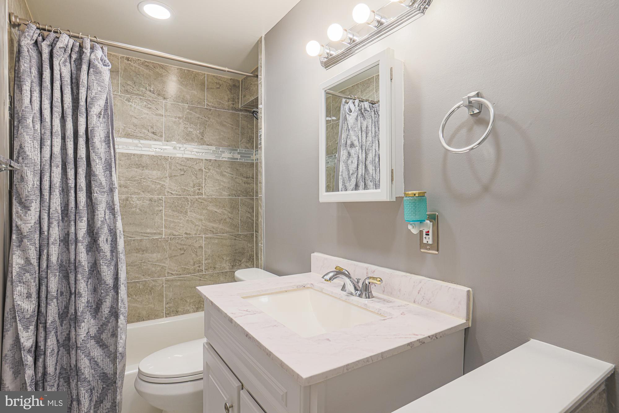 UPPER PARK HEIGHTS - Residential