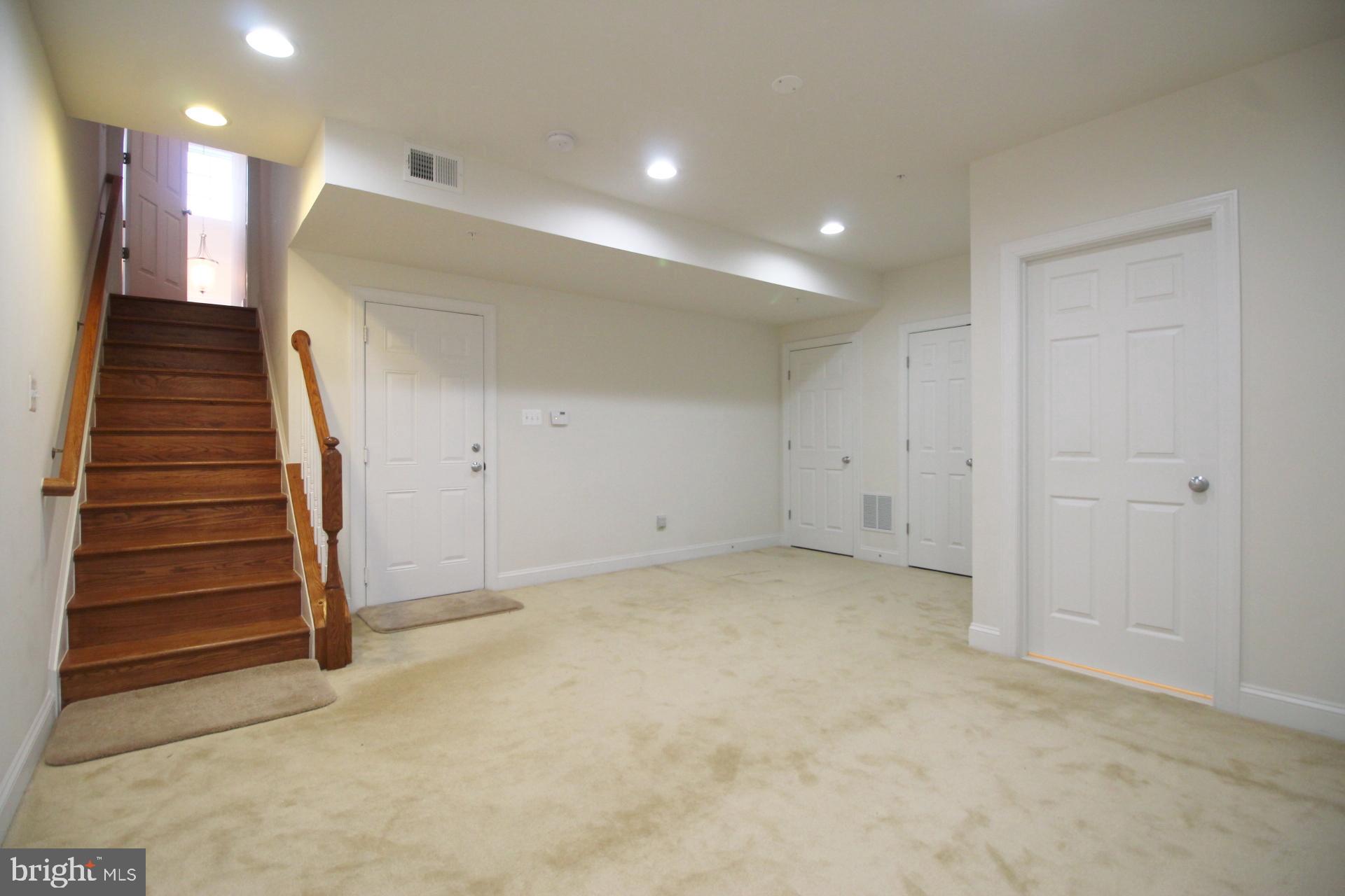 MARSHALL HEIGHTS - Residential Lease