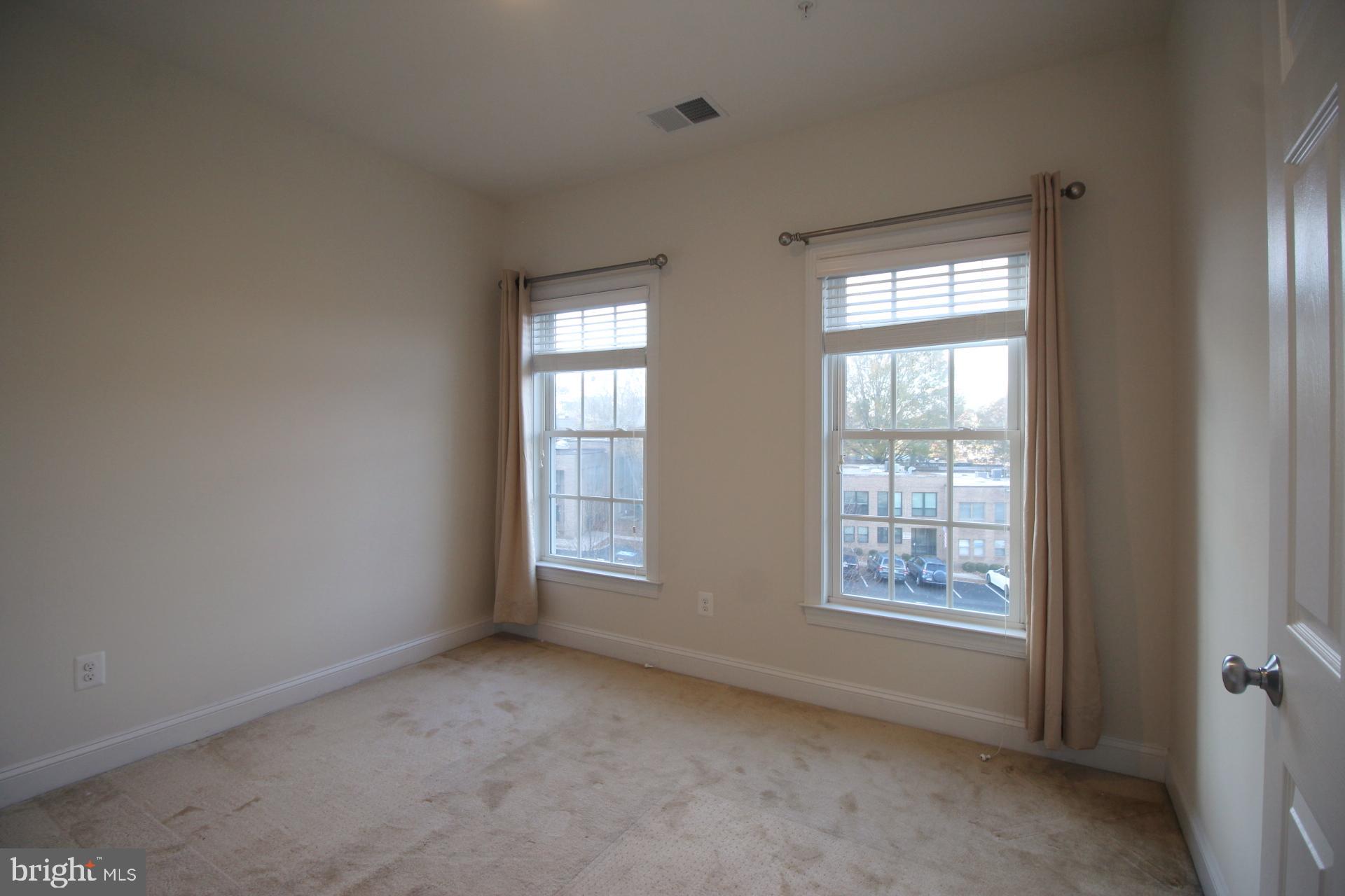 MARSHALL HEIGHTS - Residential Lease