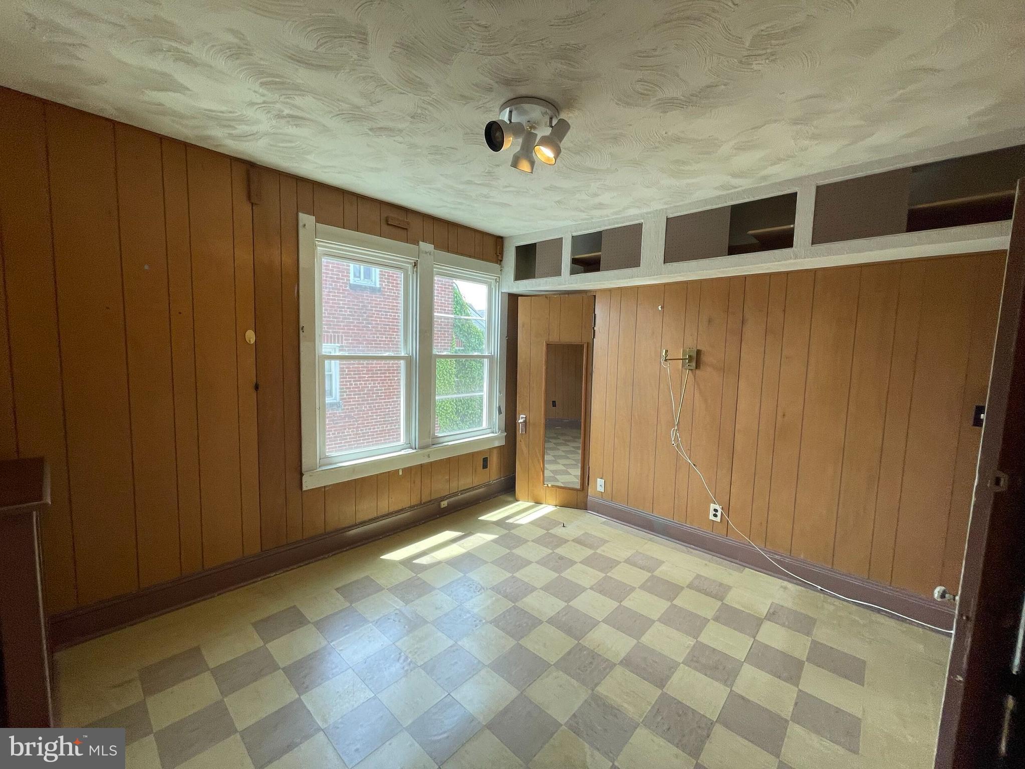 BRIGHTWOOD - Residential