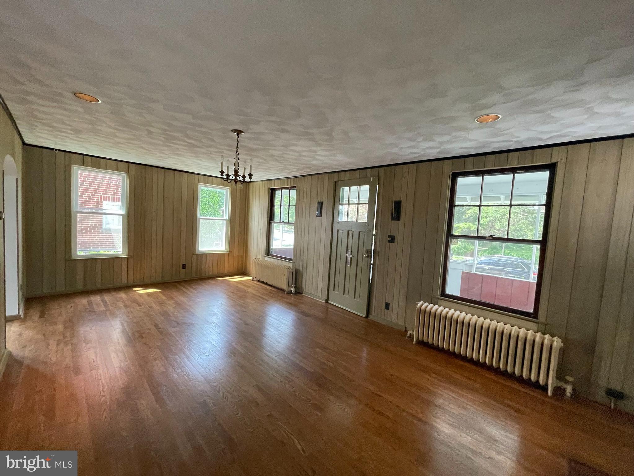 BRIGHTWOOD - Residential
