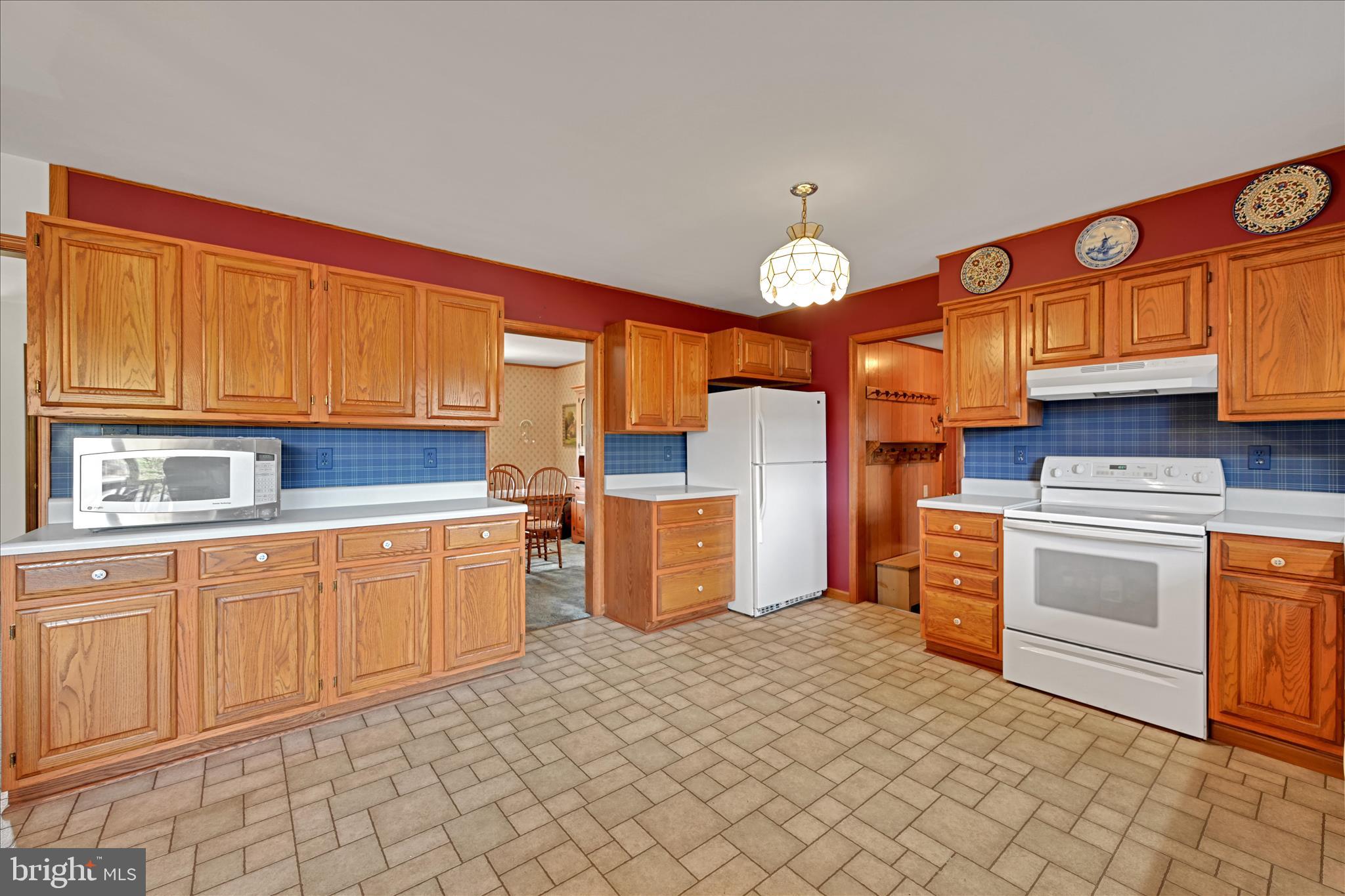 LAKE WYNONAH - Residential