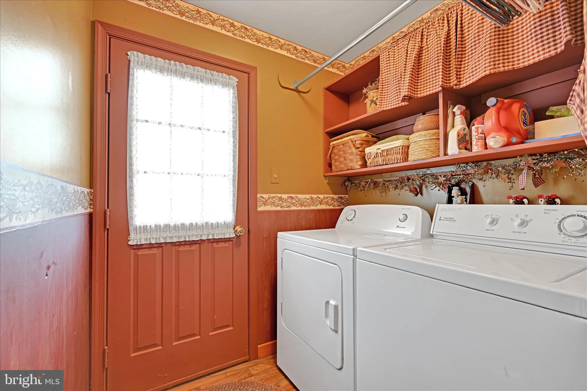 Auburn, Pennsylvania 17922, United States, 4 Bedrooms Bedrooms, ,4 BathroomsBathrooms,Residential,Active,241331