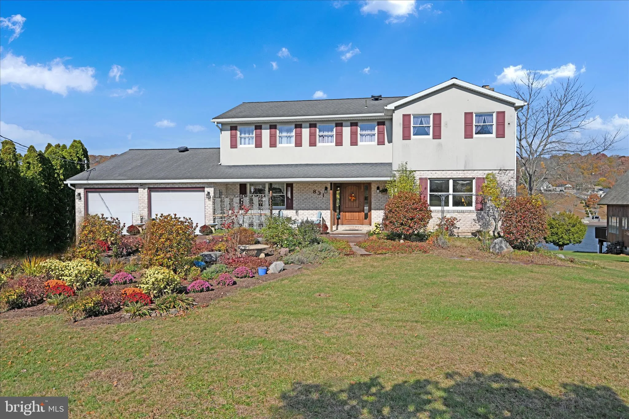 Auburn, Pennsylvania 17922, United States, 4 Bedrooms Bedrooms, ,4 BathroomsBathrooms,Residential,Active,241331