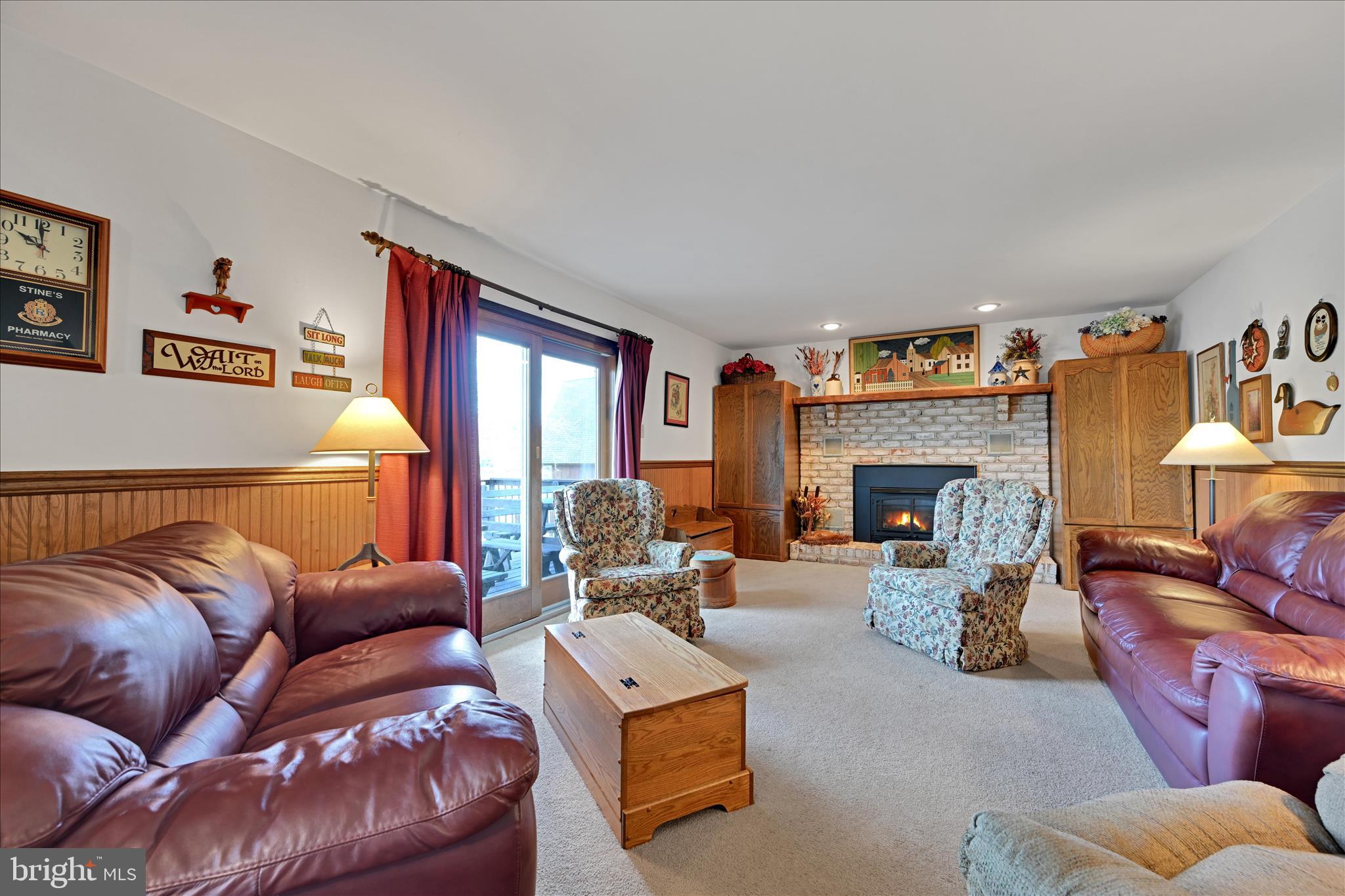 LAKE WYNONAH - Residential