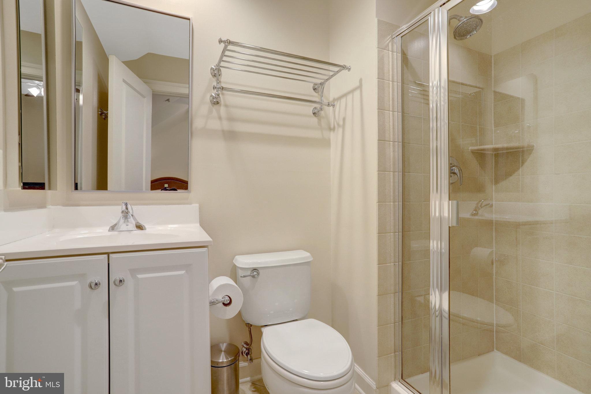 POTOMAC GREENS - Residential Lease