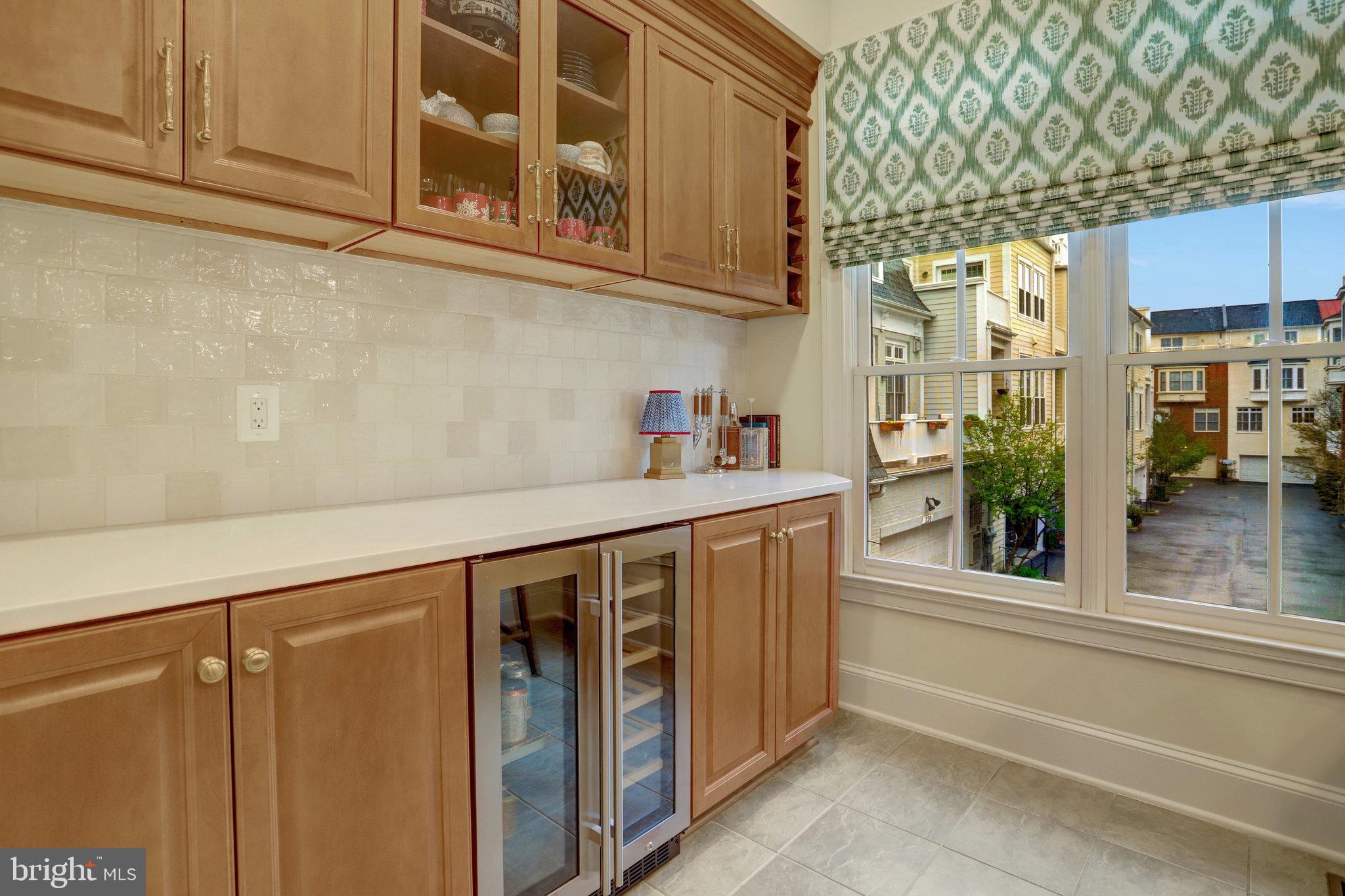 POTOMAC GREENS - Residential Lease