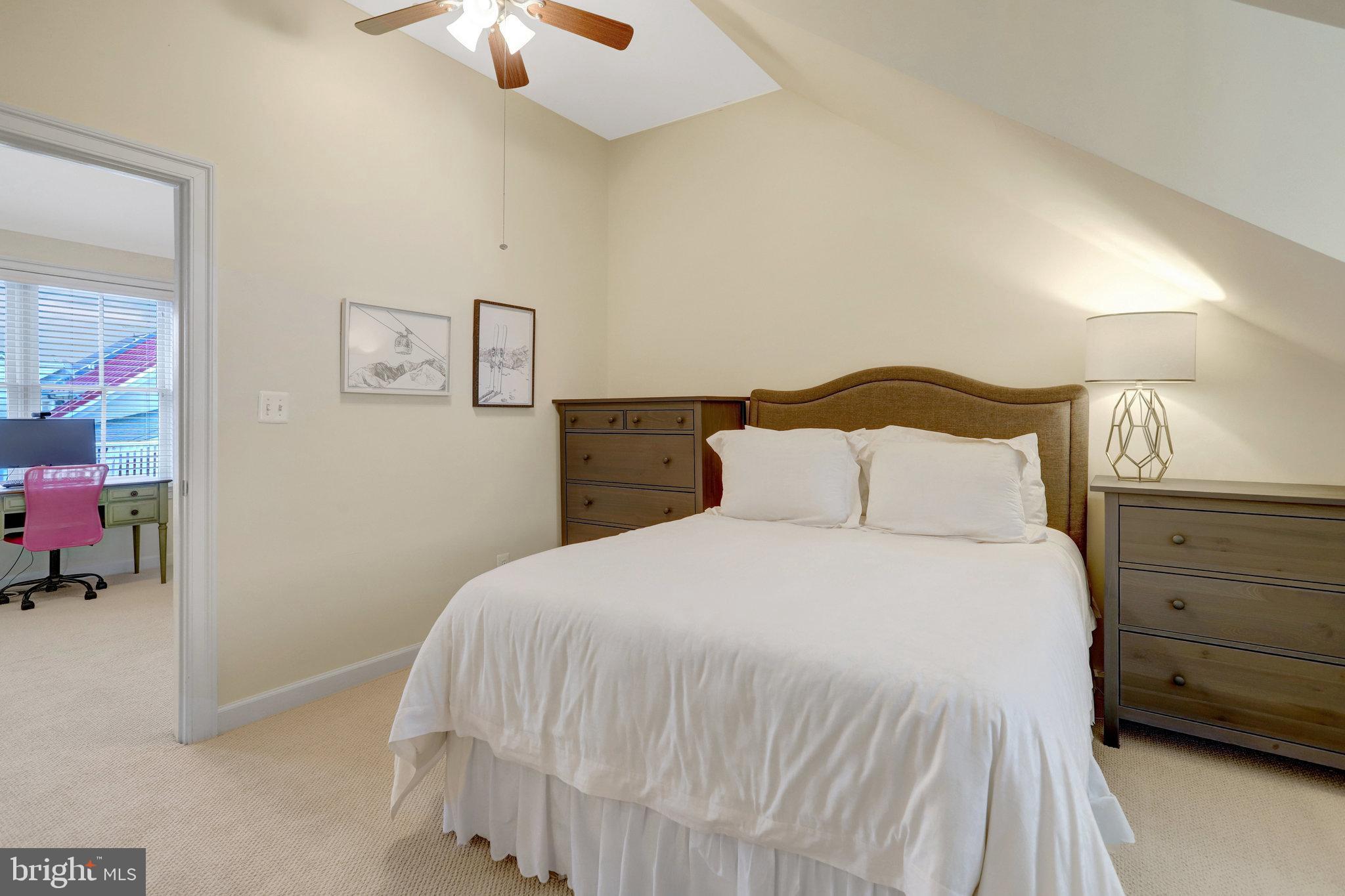 POTOMAC GREENS - Residential Lease