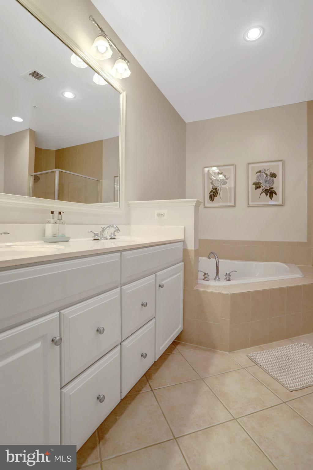 POTOMAC GREENS - Residential Lease