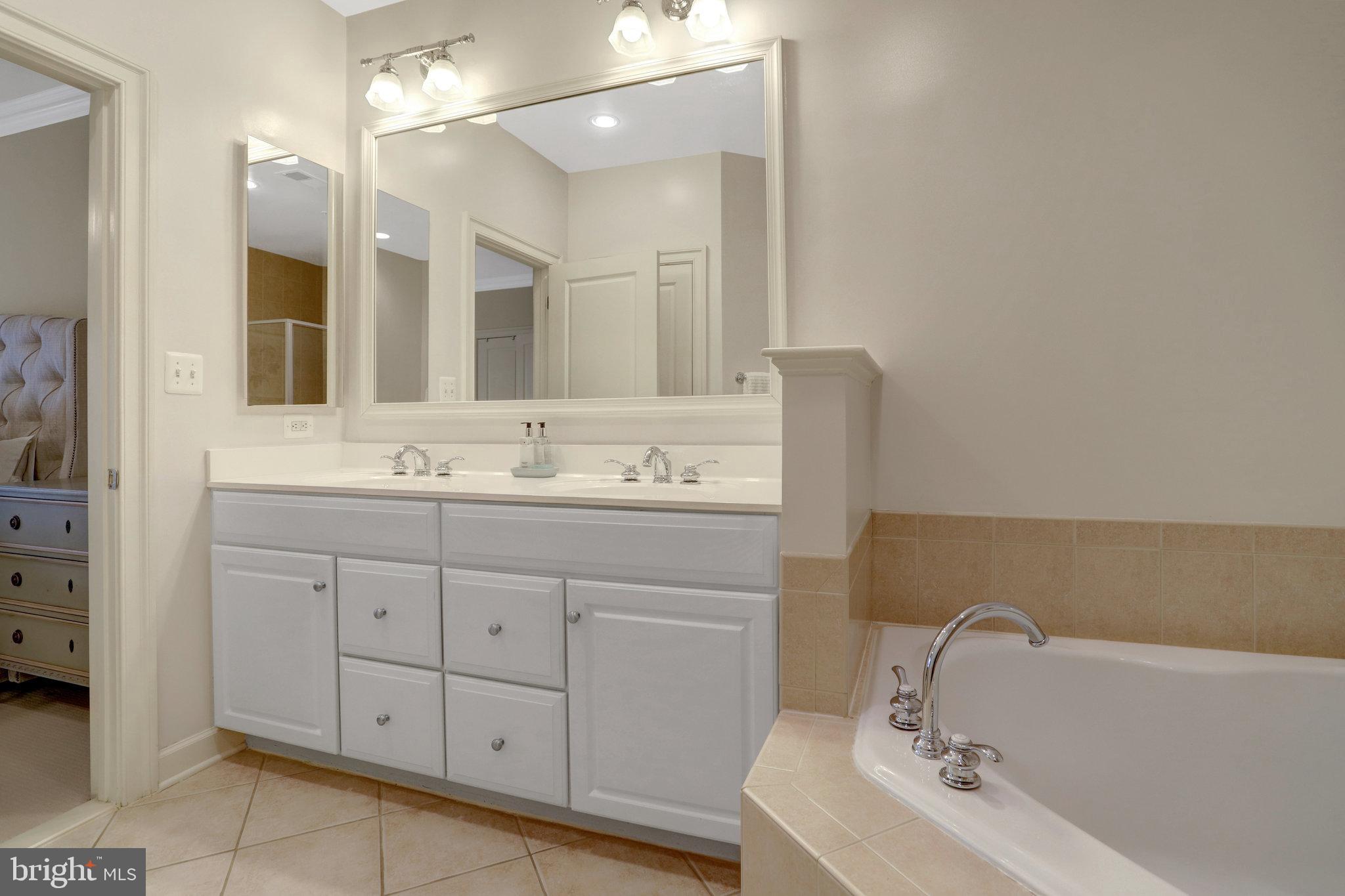 POTOMAC GREENS - Residential Lease