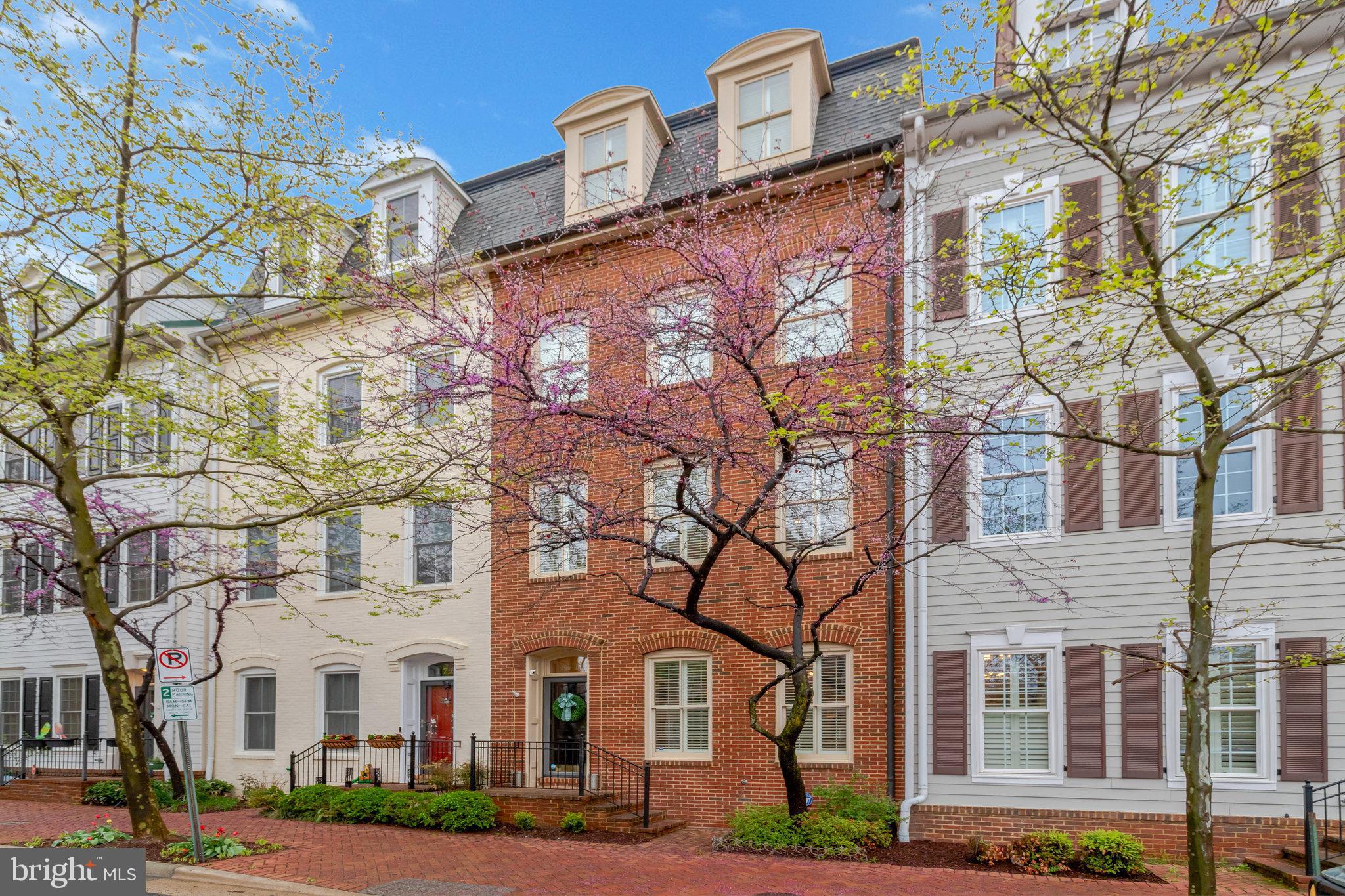 POTOMAC GREENS - Residential Lease