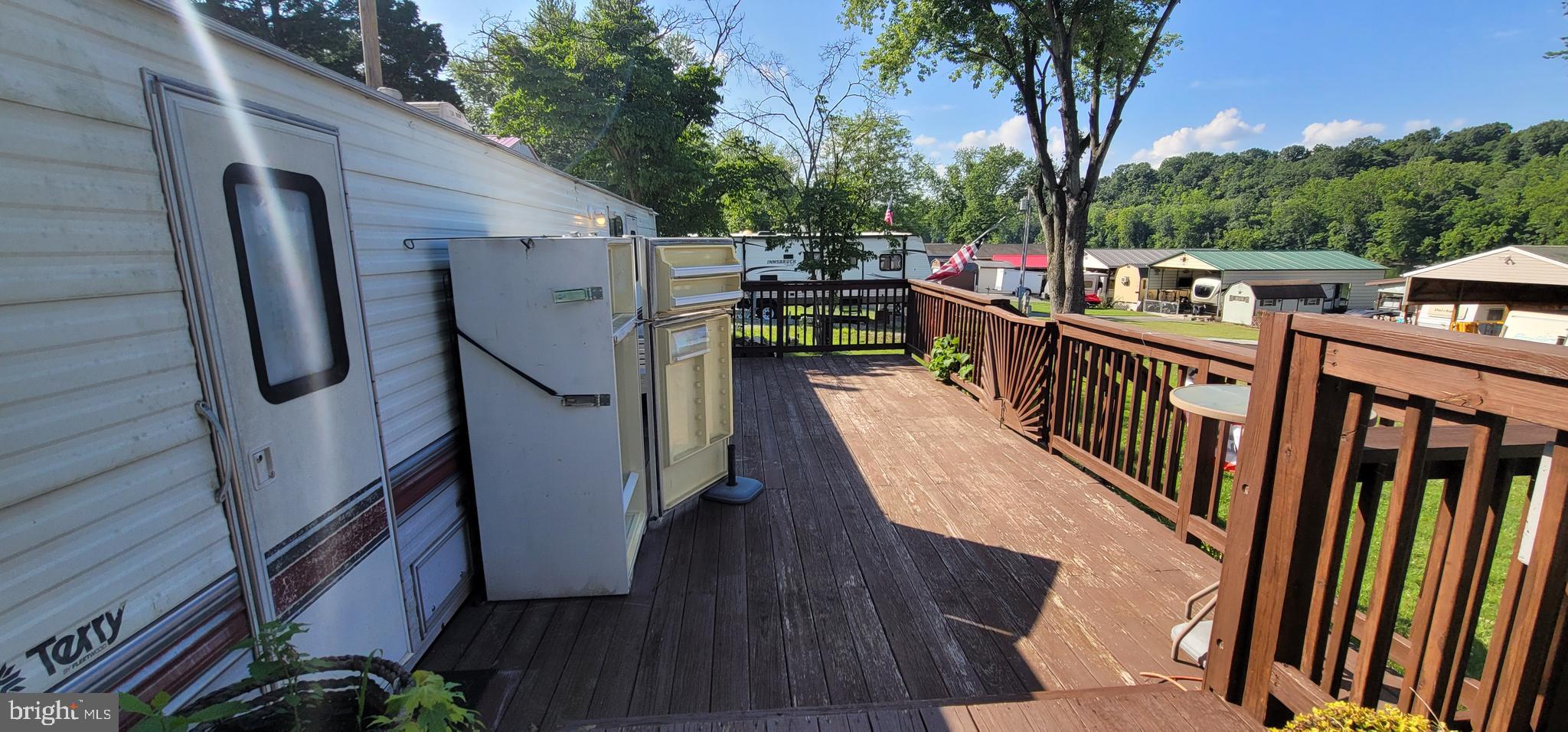 RIVER BEND - Residential