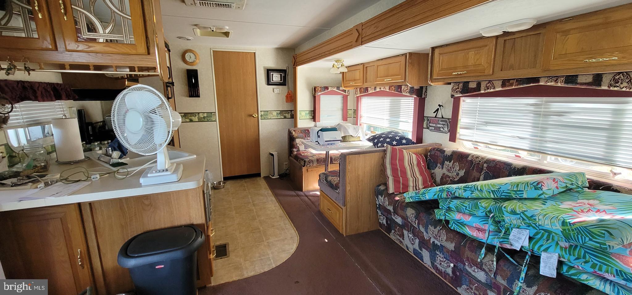 RIVER BEND - Residential