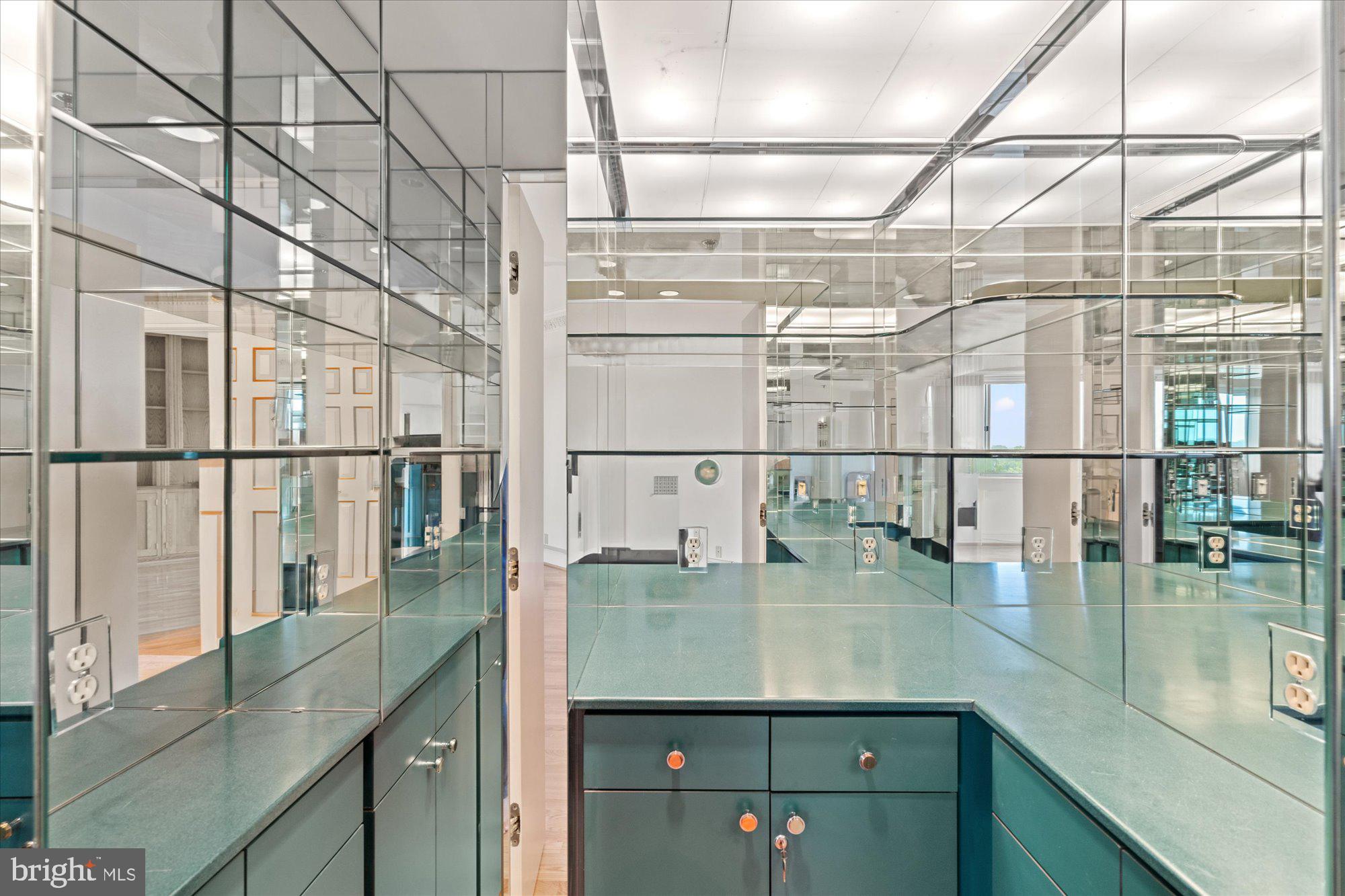 SOMERSET HOUSE - Residential