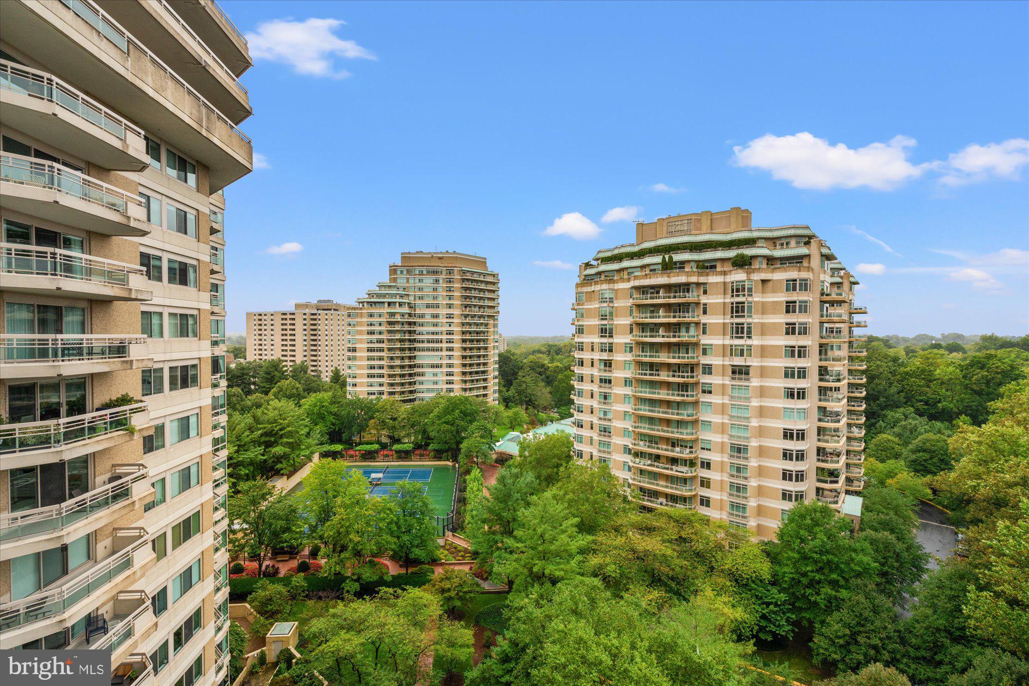 SOMERSET HOUSE - Residential