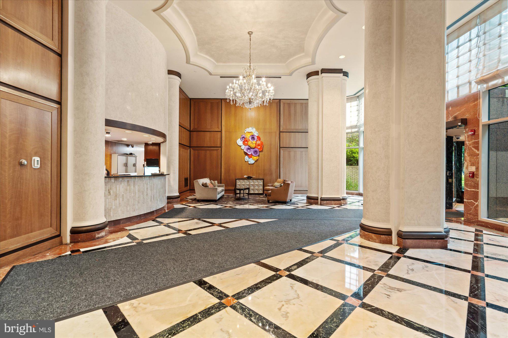 SOMERSET HOUSE - Residential