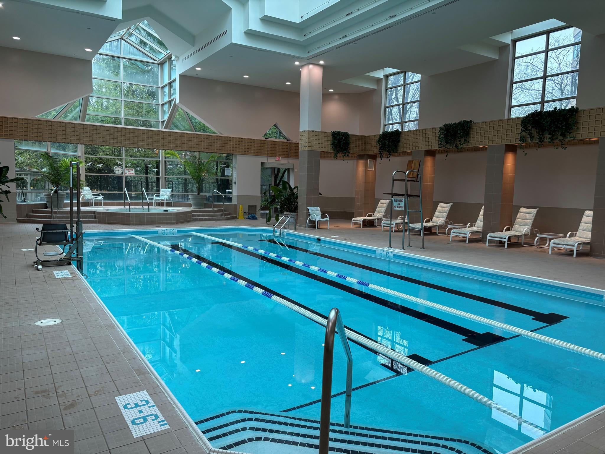 SOMERSET HOUSE - Residential