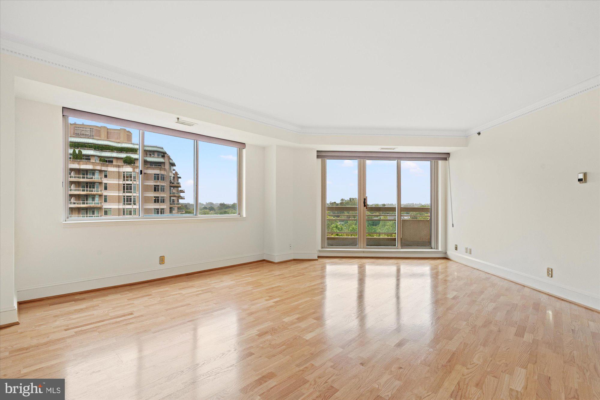 SOMERSET HOUSE - Residential