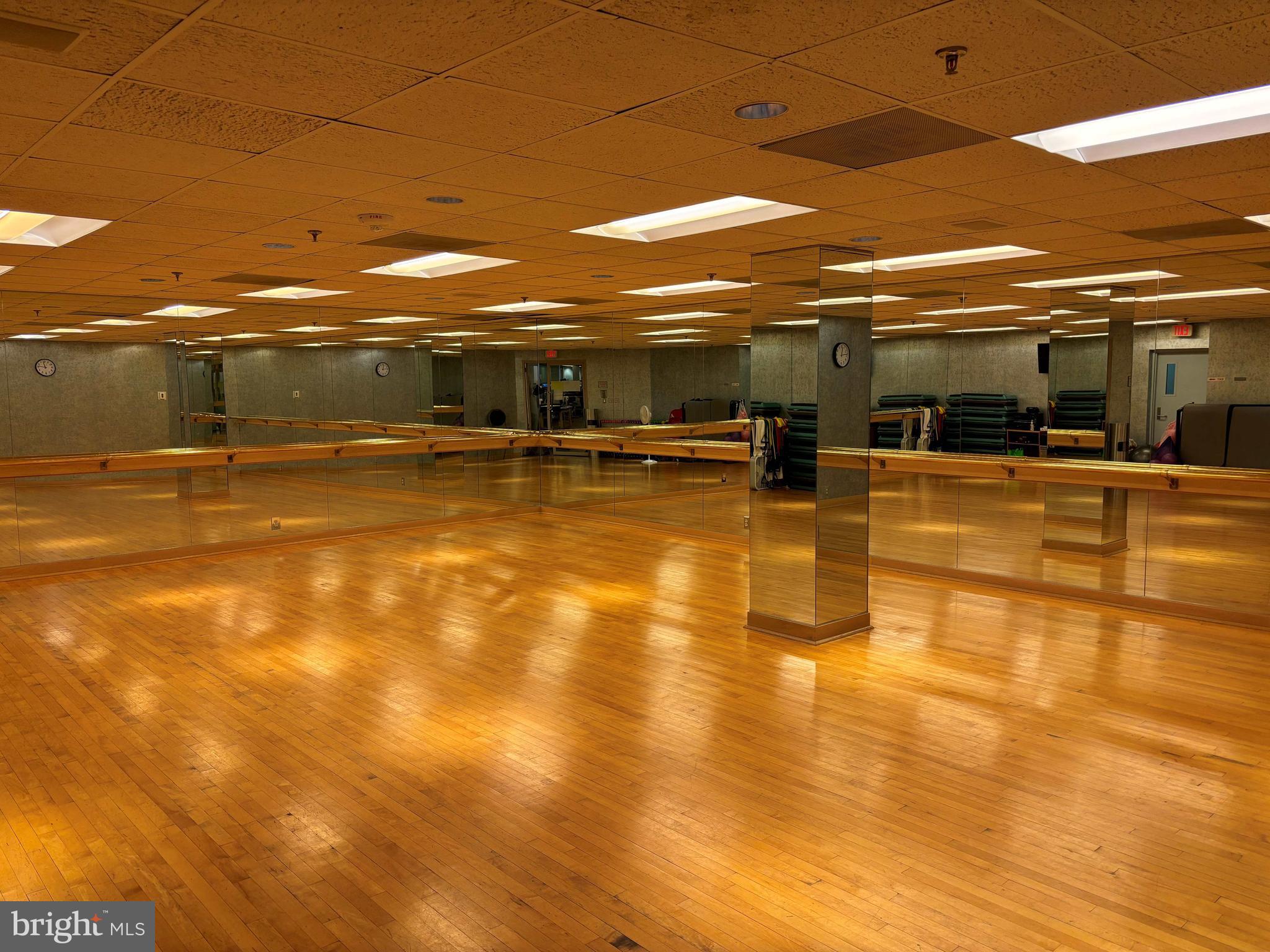 SOMERSET HOUSE - Residential