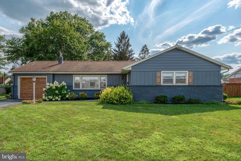 Photo of 170 Hershey Drive, MANHEIM, PA 17545 (MLS # PALA2074030)