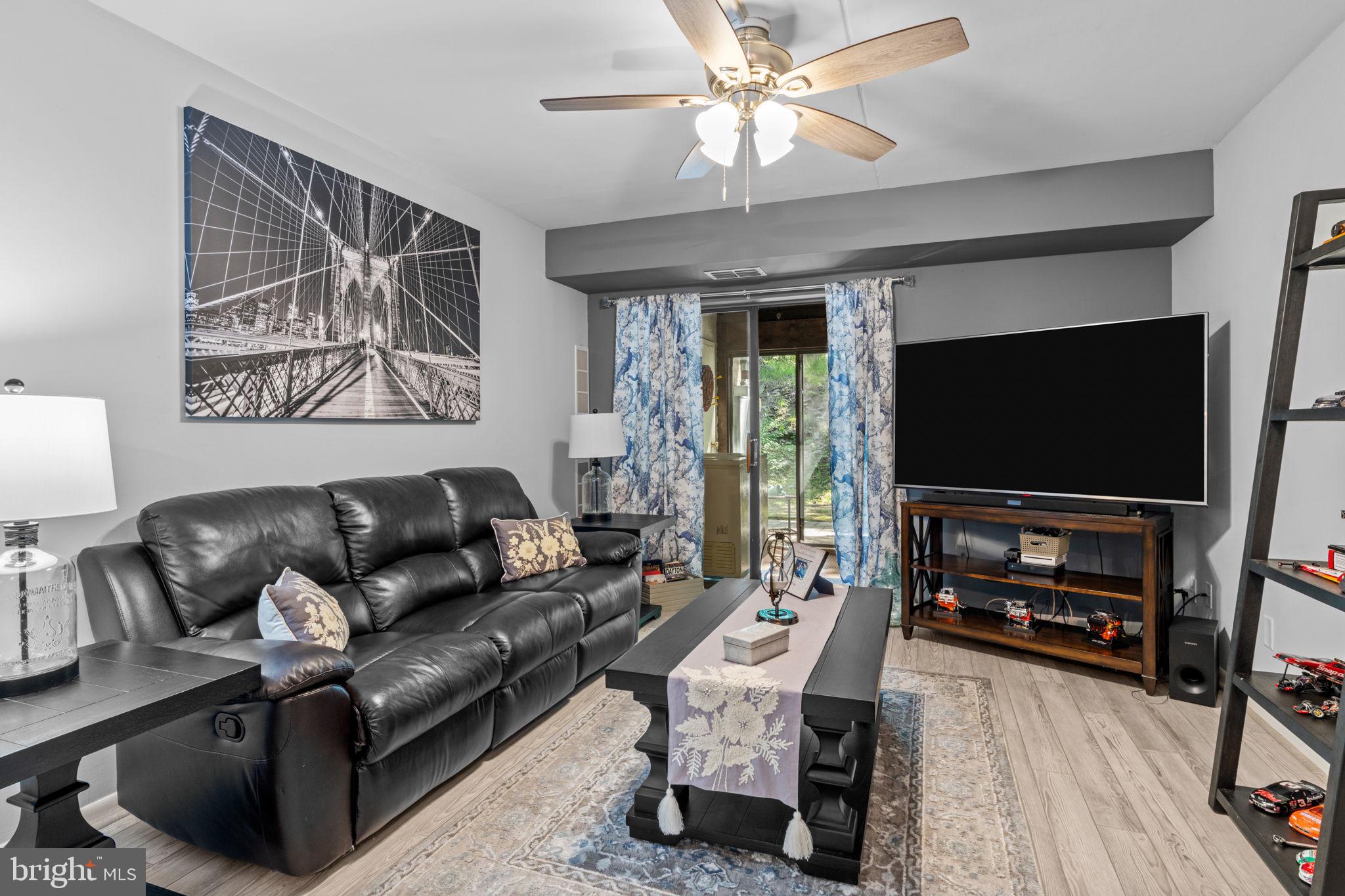 ROXBOROUGH - Residential