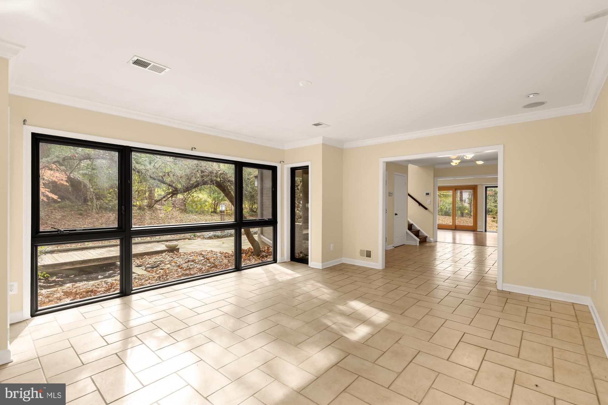 LANGLEY OAKS - Residential Lease