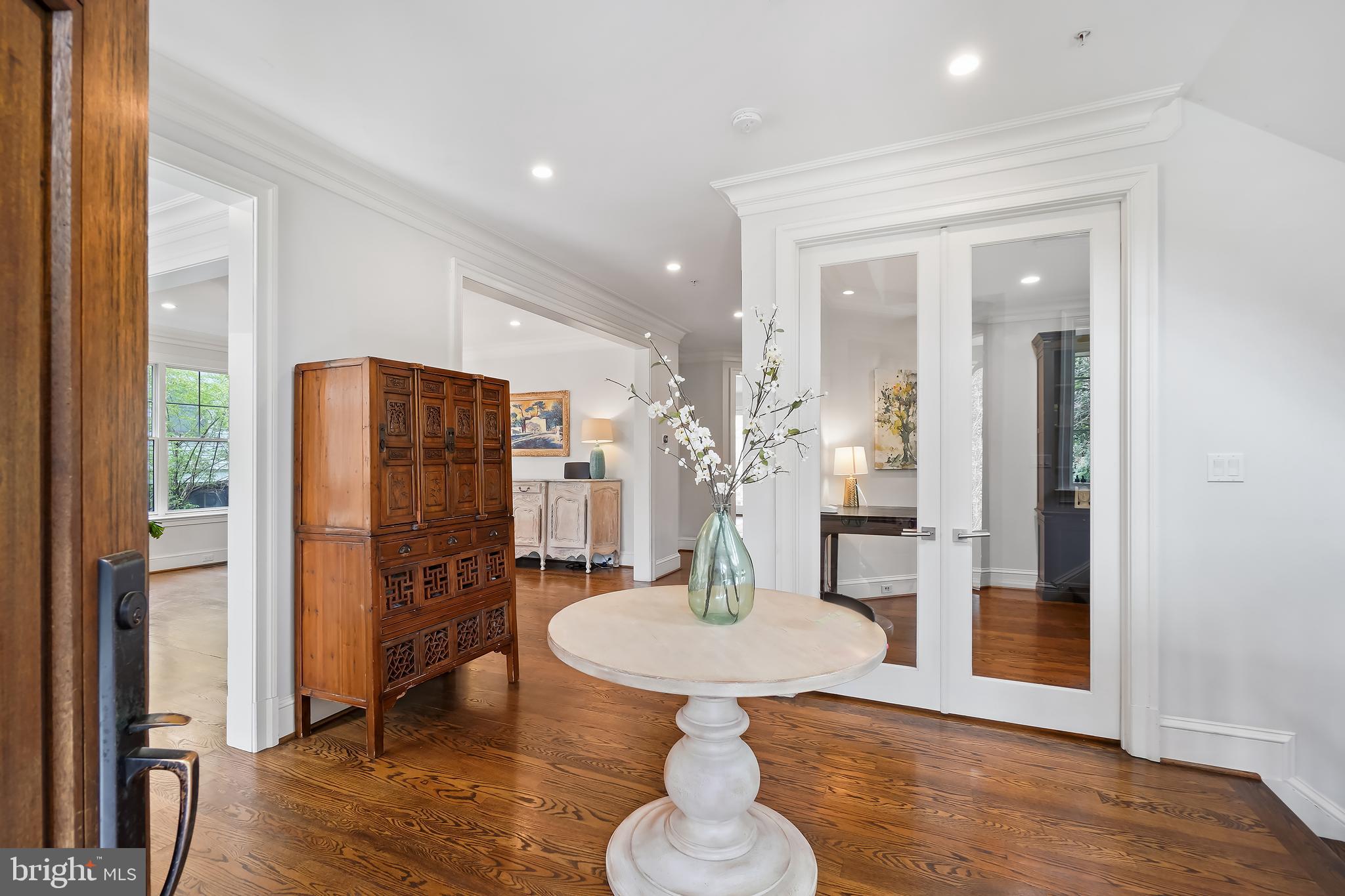 WOODHAVEN - Residential