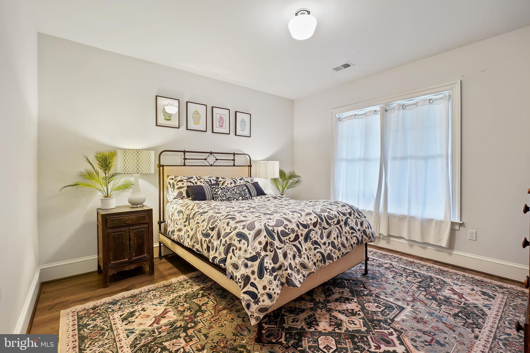 WOODHAVEN - Residential