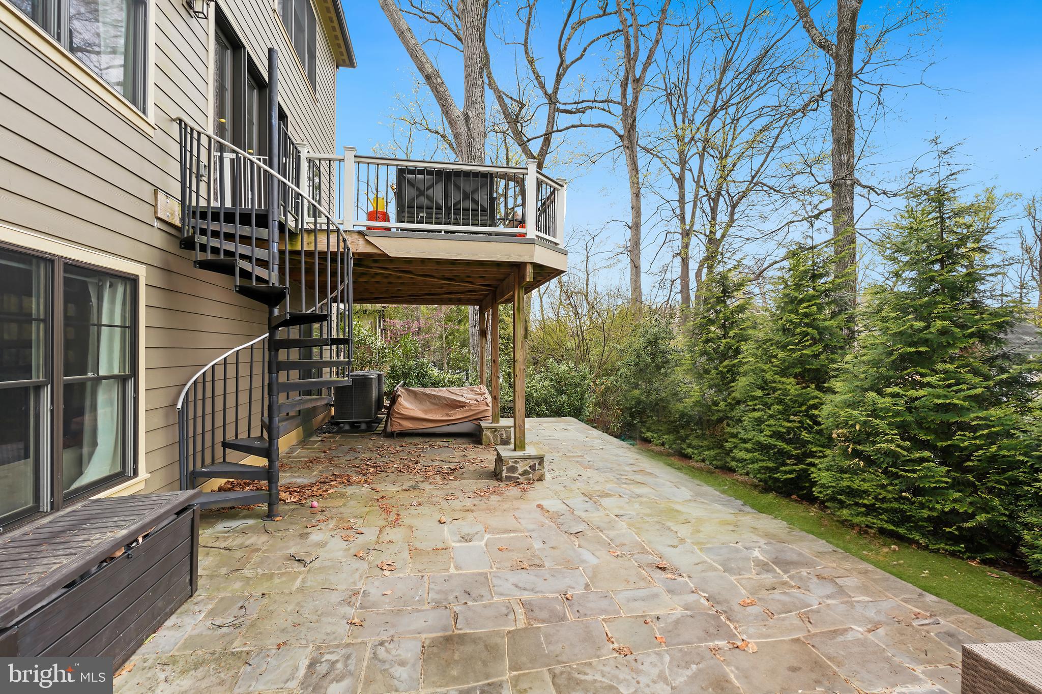 WOODHAVEN - Residential