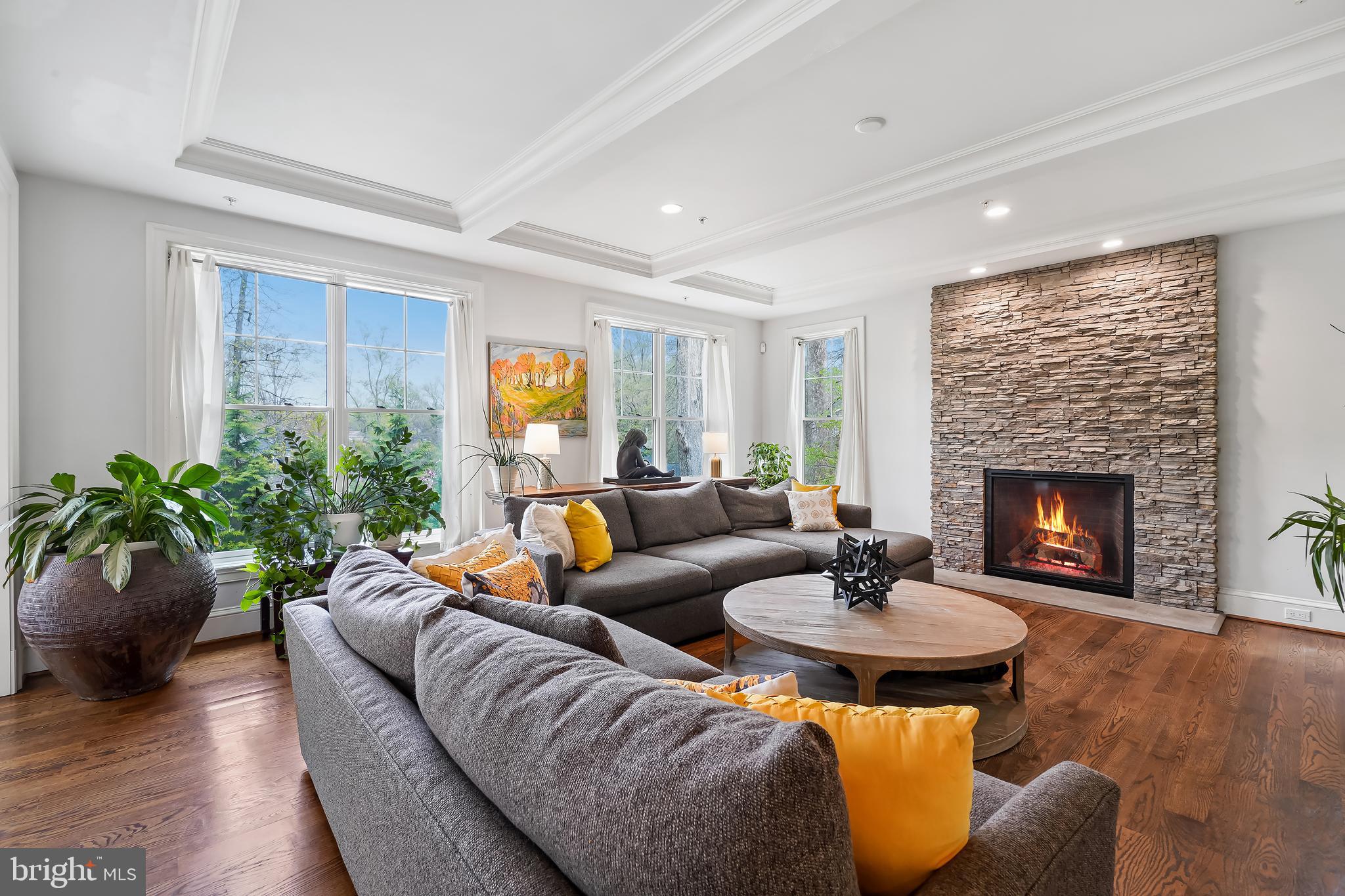 WOODHAVEN - Residential