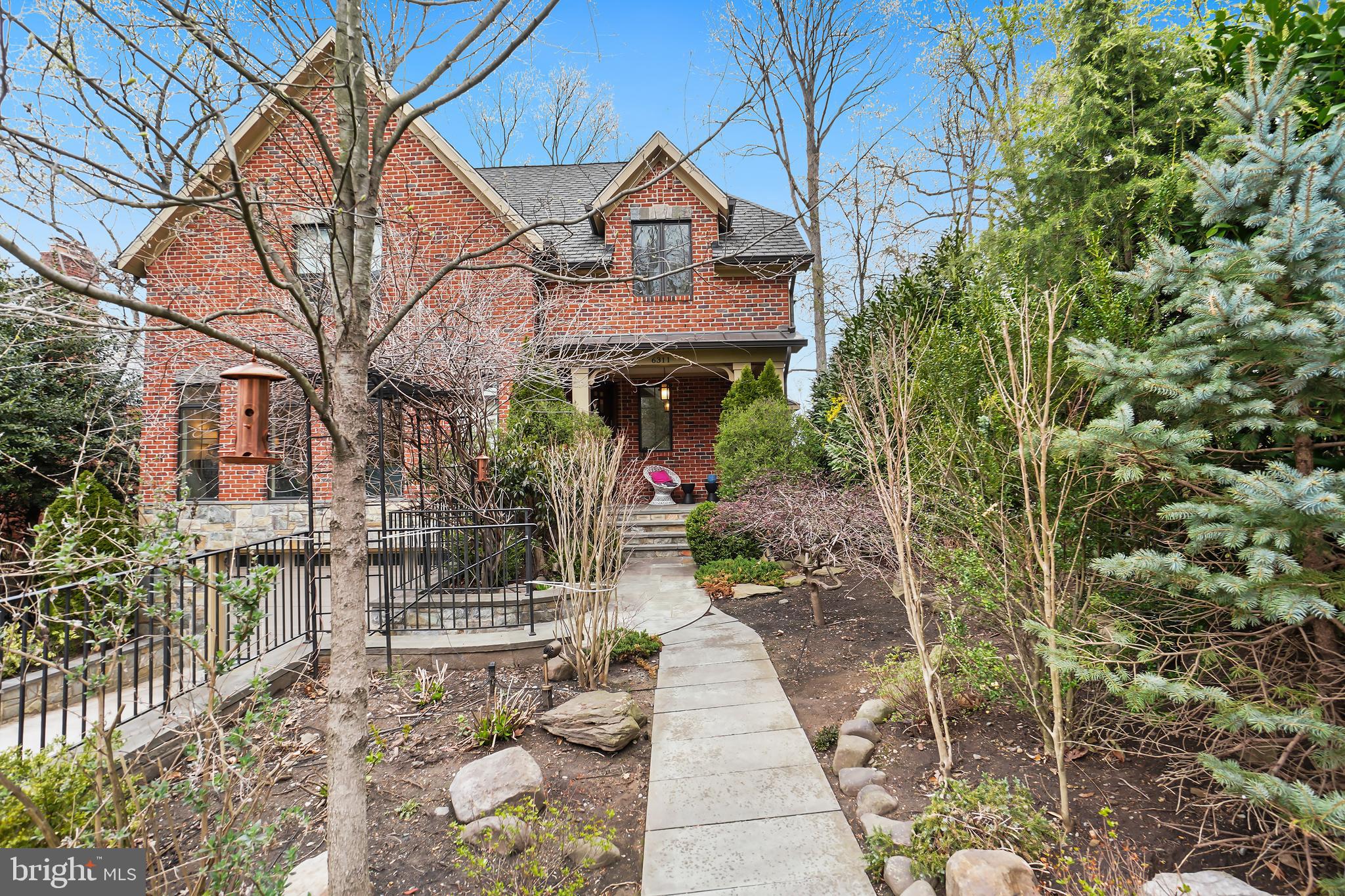 WOODHAVEN - Residential