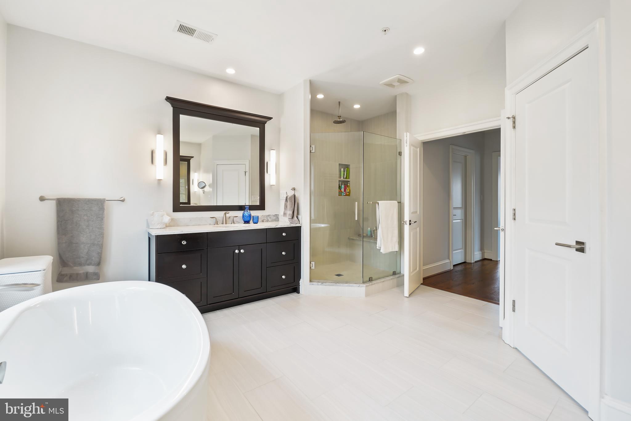 WOODHAVEN - Residential