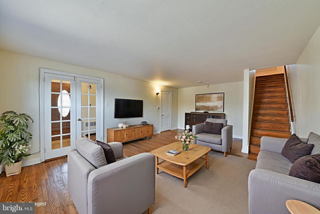 Photo of 456 N Easton Road, GLENSIDE, PA 19038 (MLS # PAMC2171136)