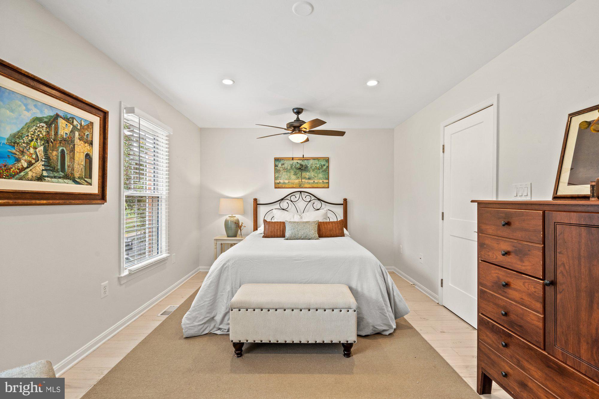 HAYFIELD VIEW - Residential