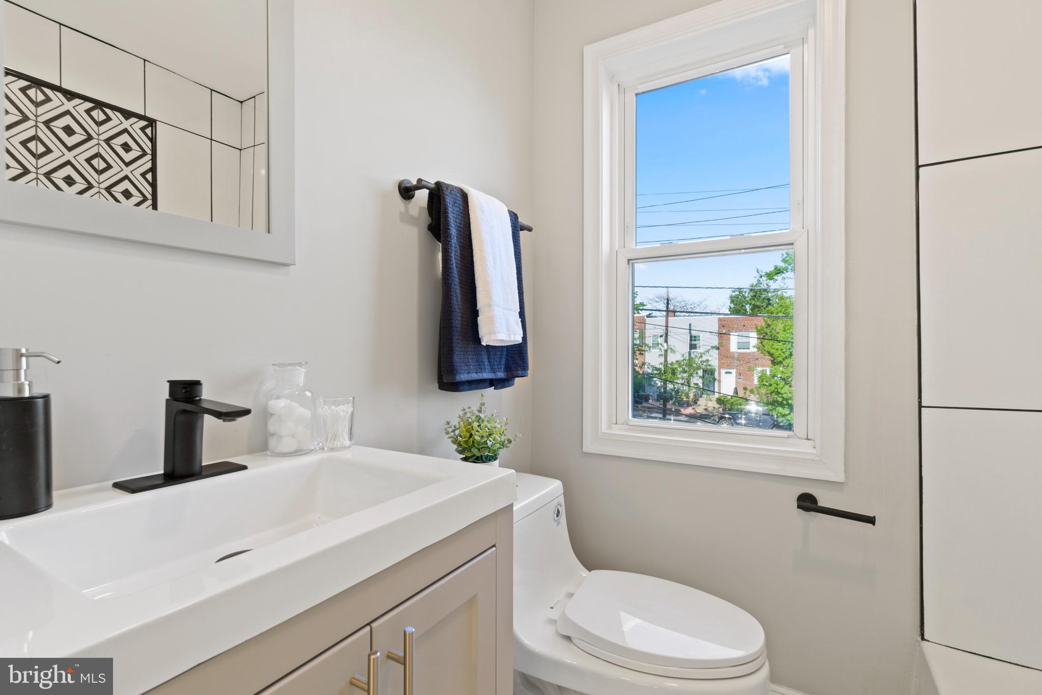 WARWICK VILLAGE - Residential