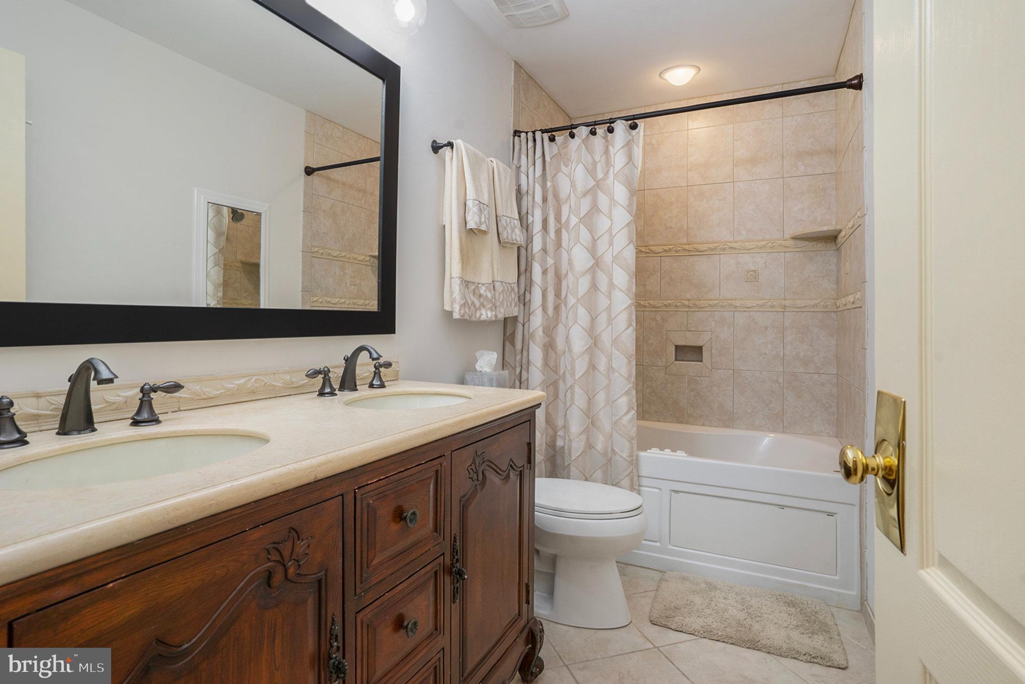 DUBLIN HUNT II - Residential