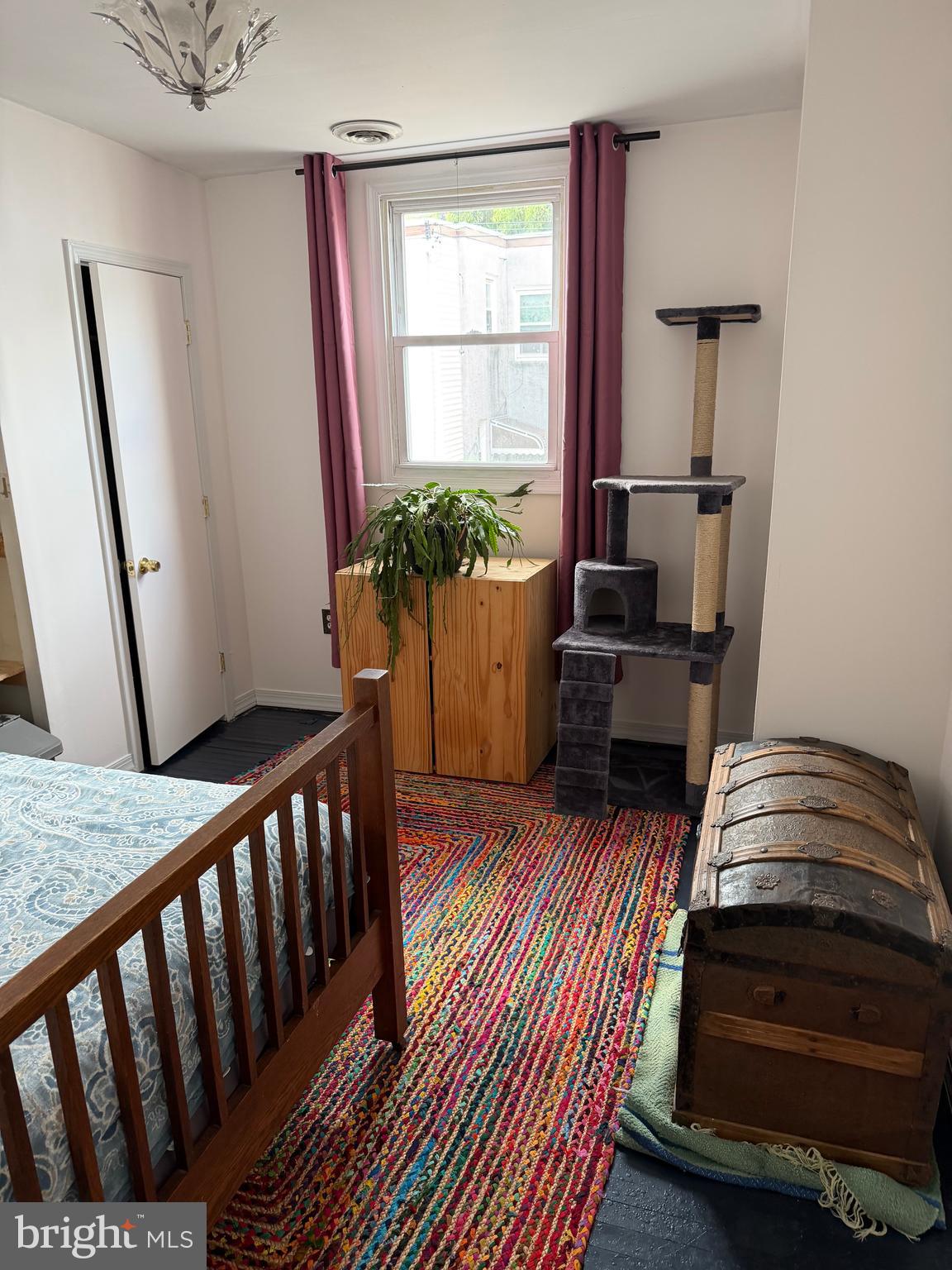 FERN ROCK - Residential