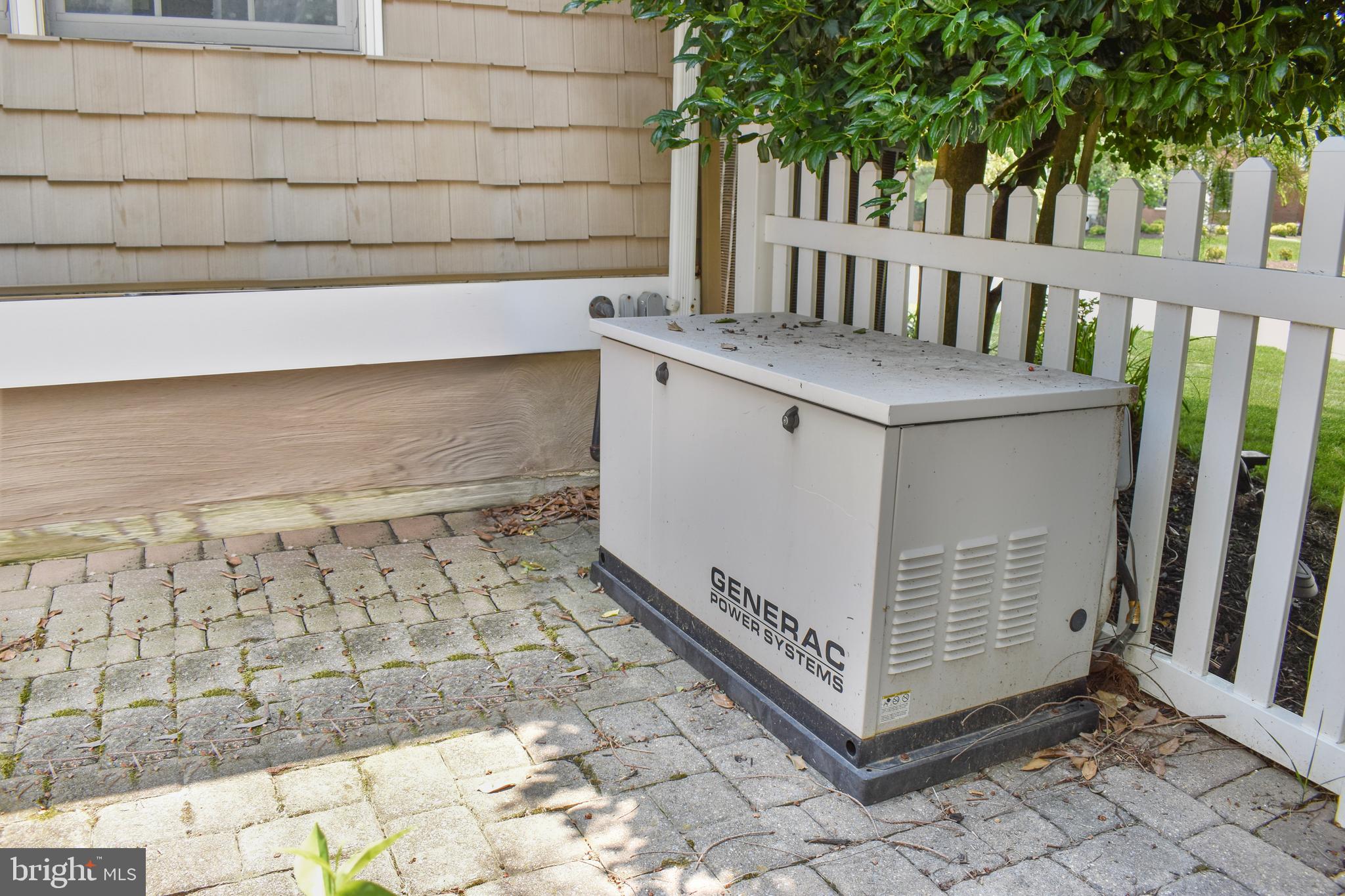 BRIARWOOD - Residential