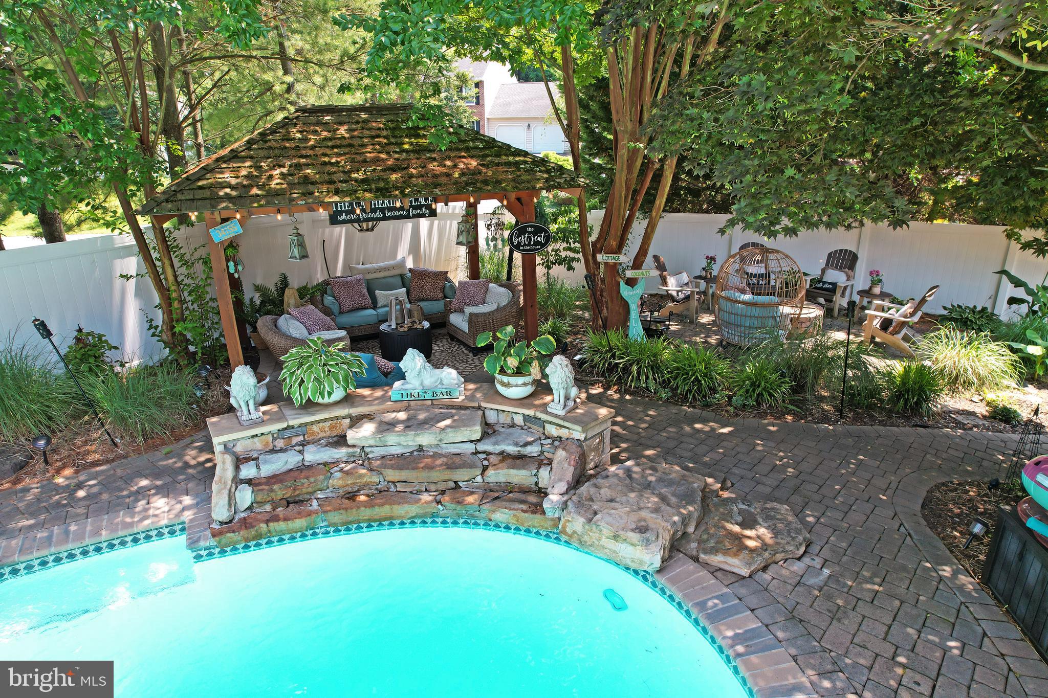 BRIARWOOD - Residential