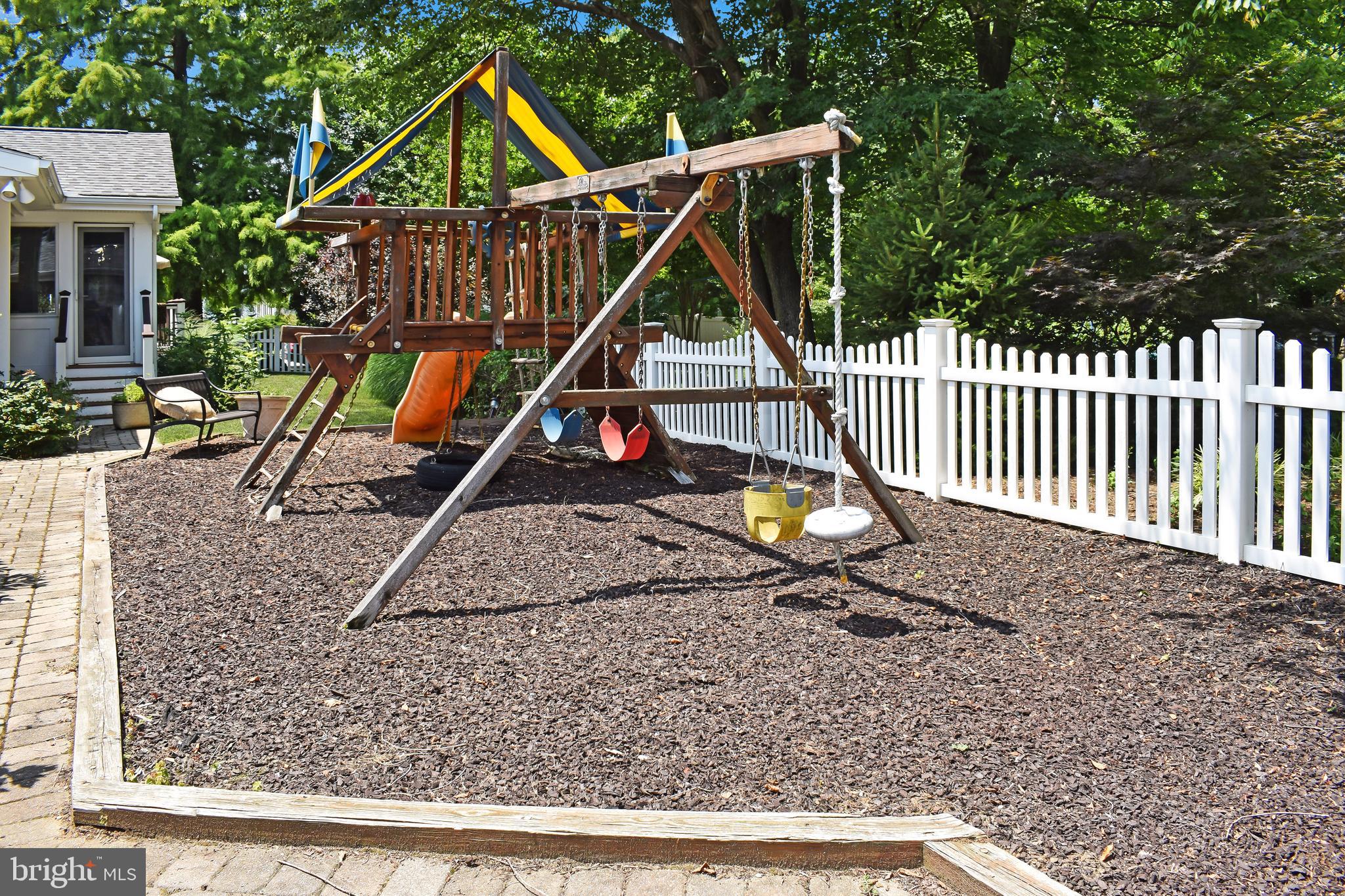 BRIARWOOD - Residential