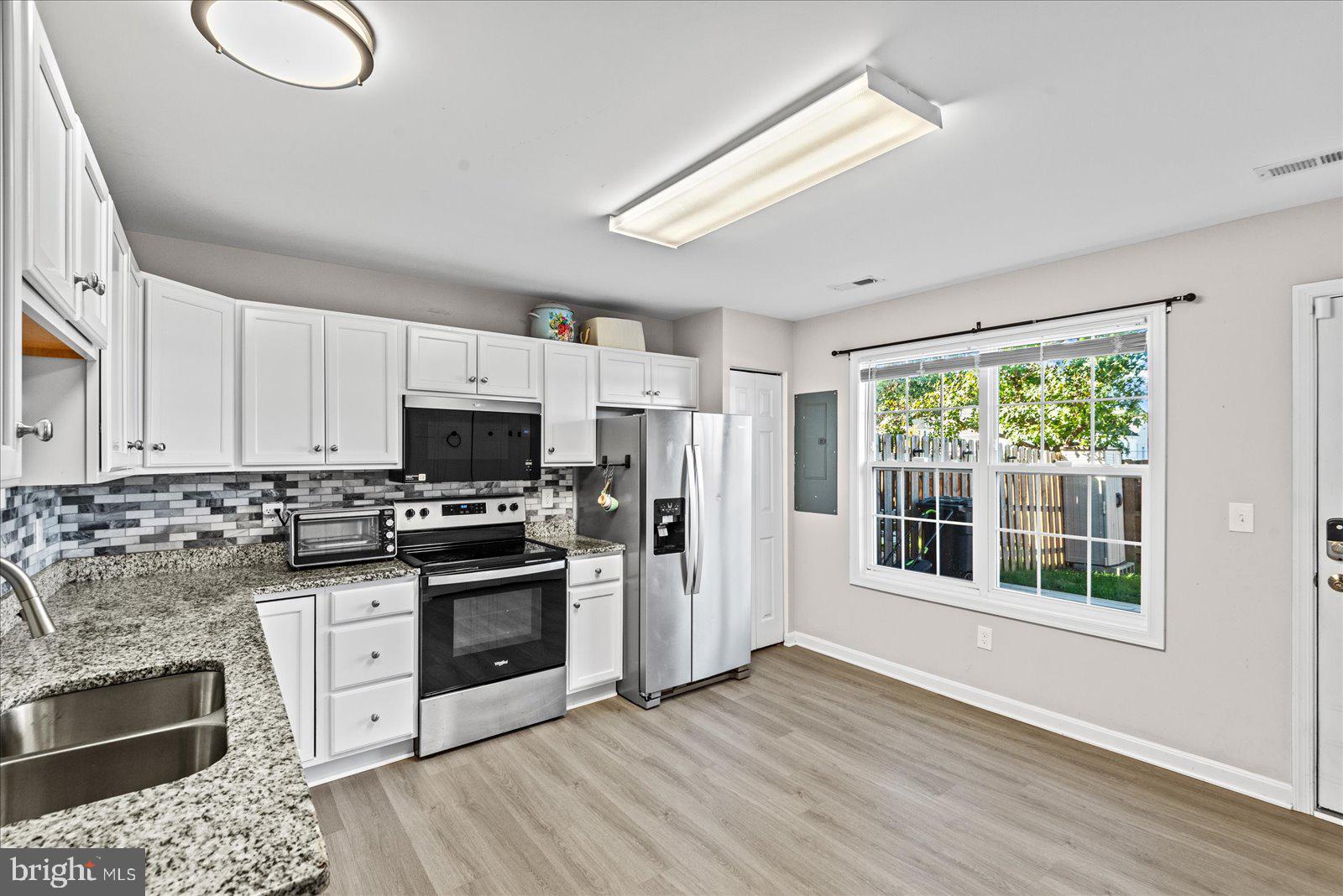 COVENTRY CREEK - Residential