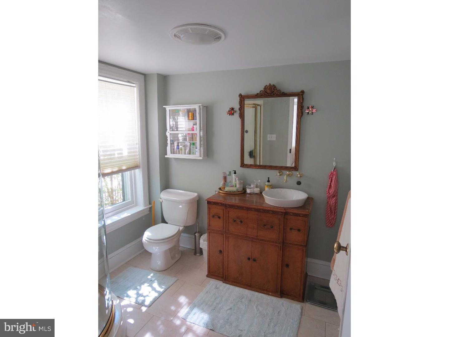 CHESTNUT HILL - Residential Lease