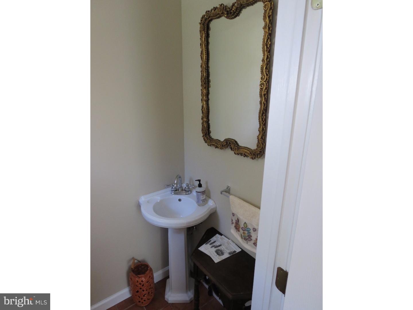 CHESTNUT HILL - Residential Lease