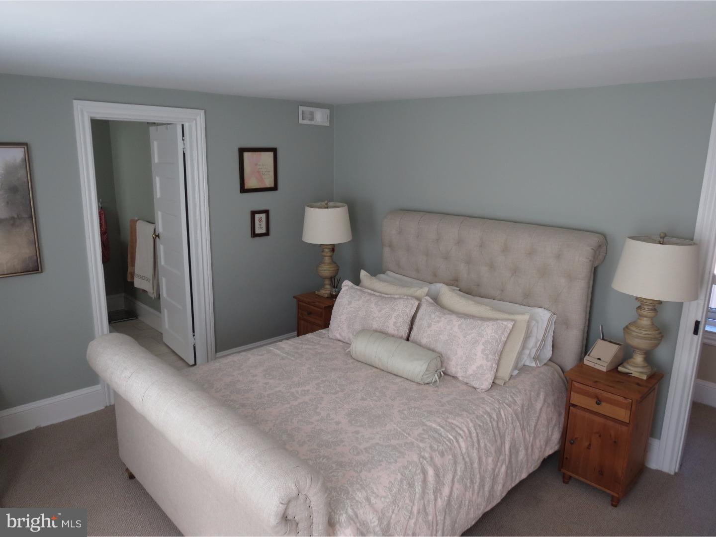 CHESTNUT HILL - Residential Lease