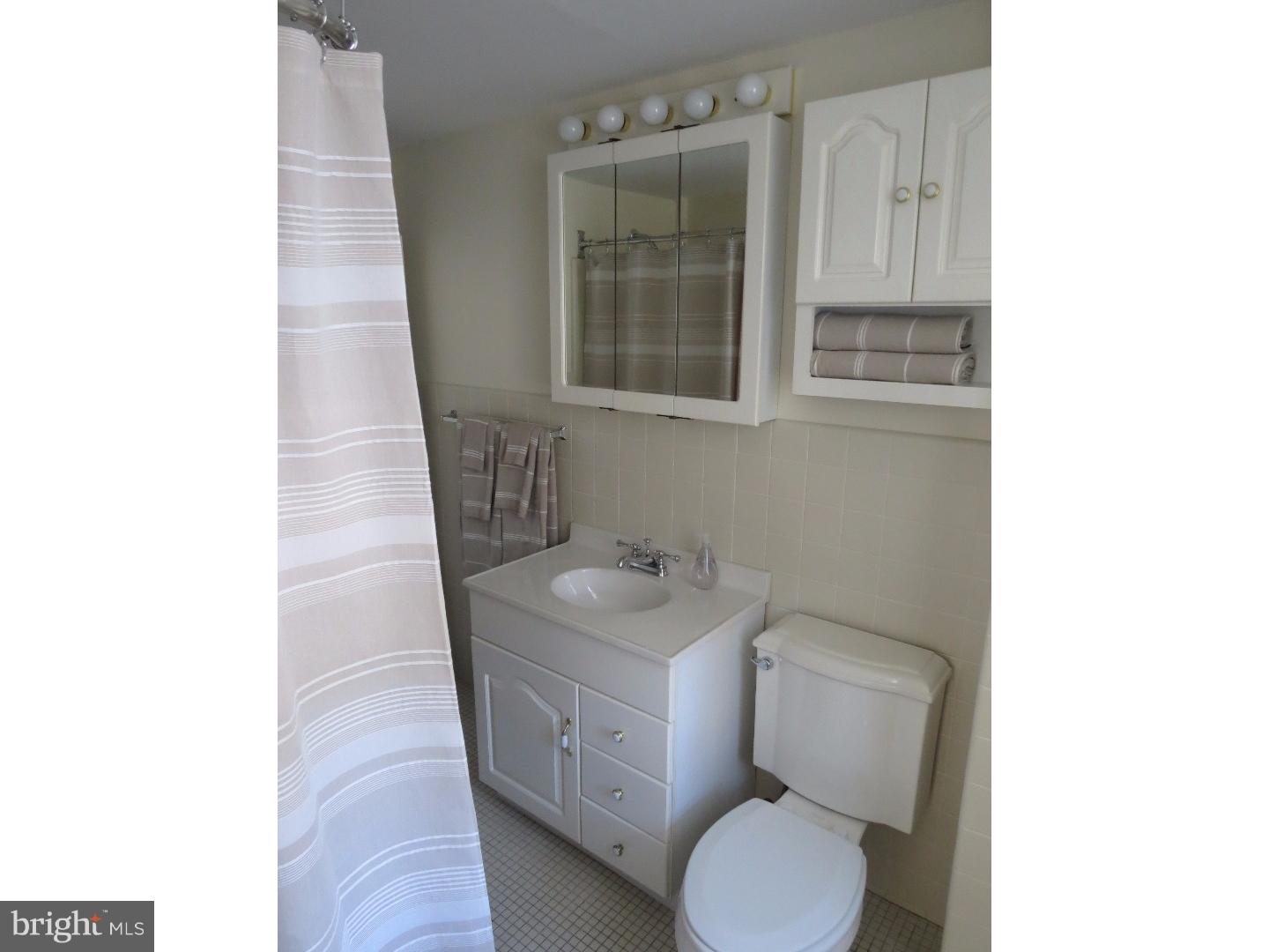 CHESTNUT HILL - Residential Lease