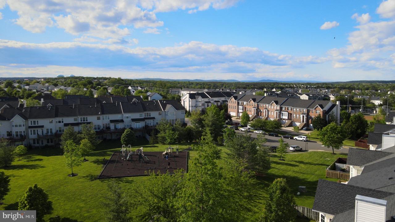 POTOMAC STATION - Residential